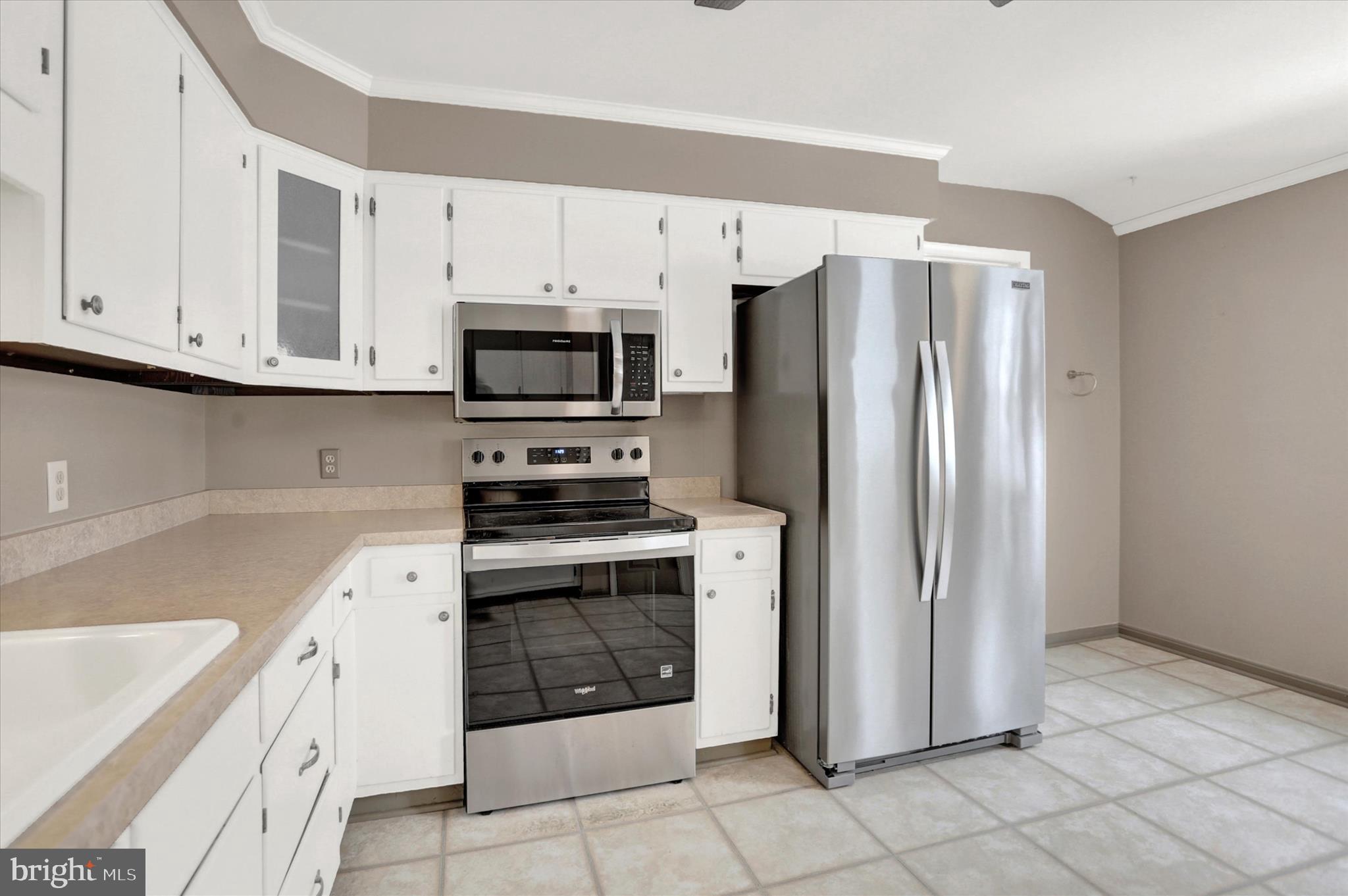 PINEBROOK - Residential