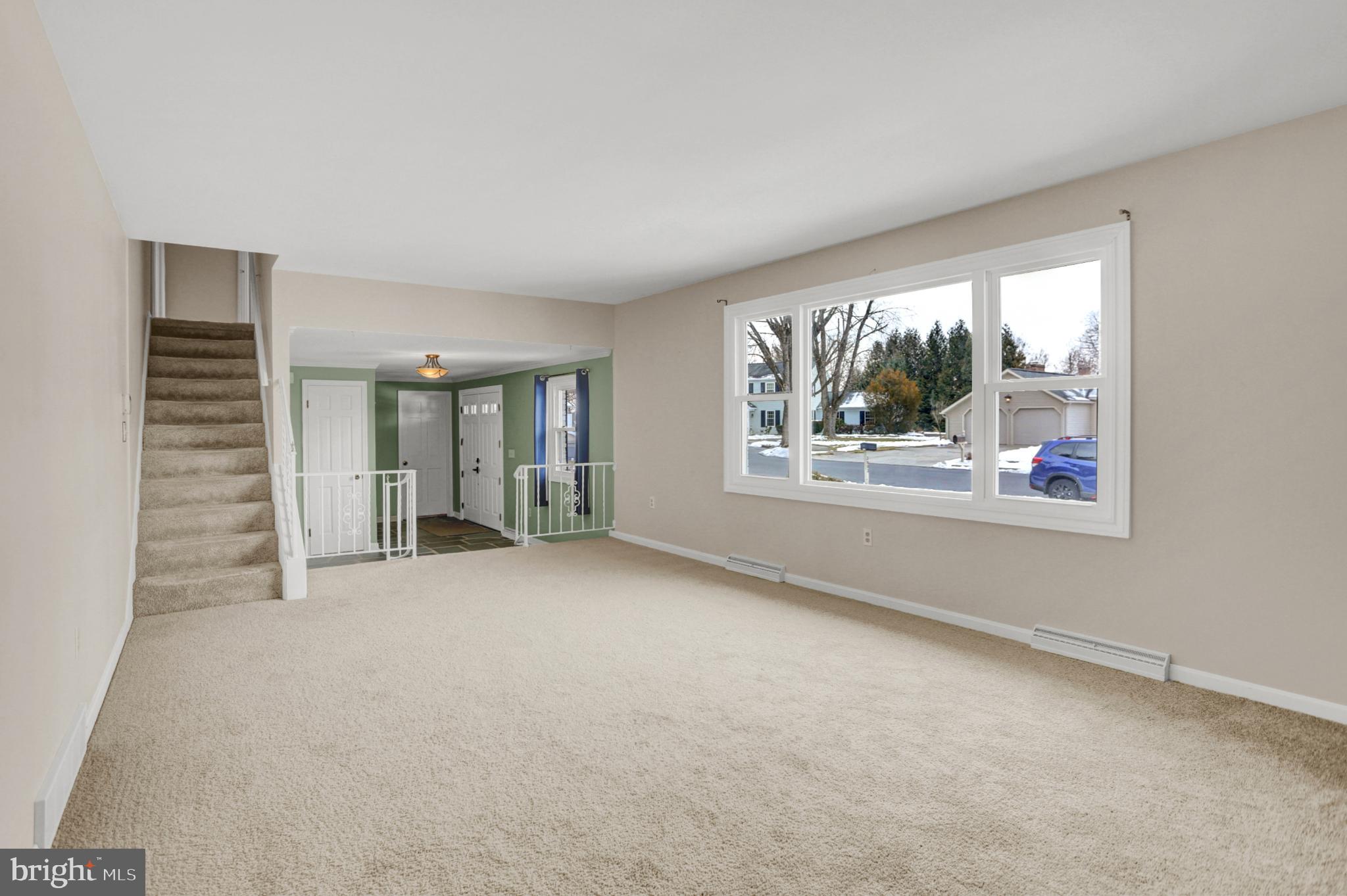 PINEBROOK - Residential