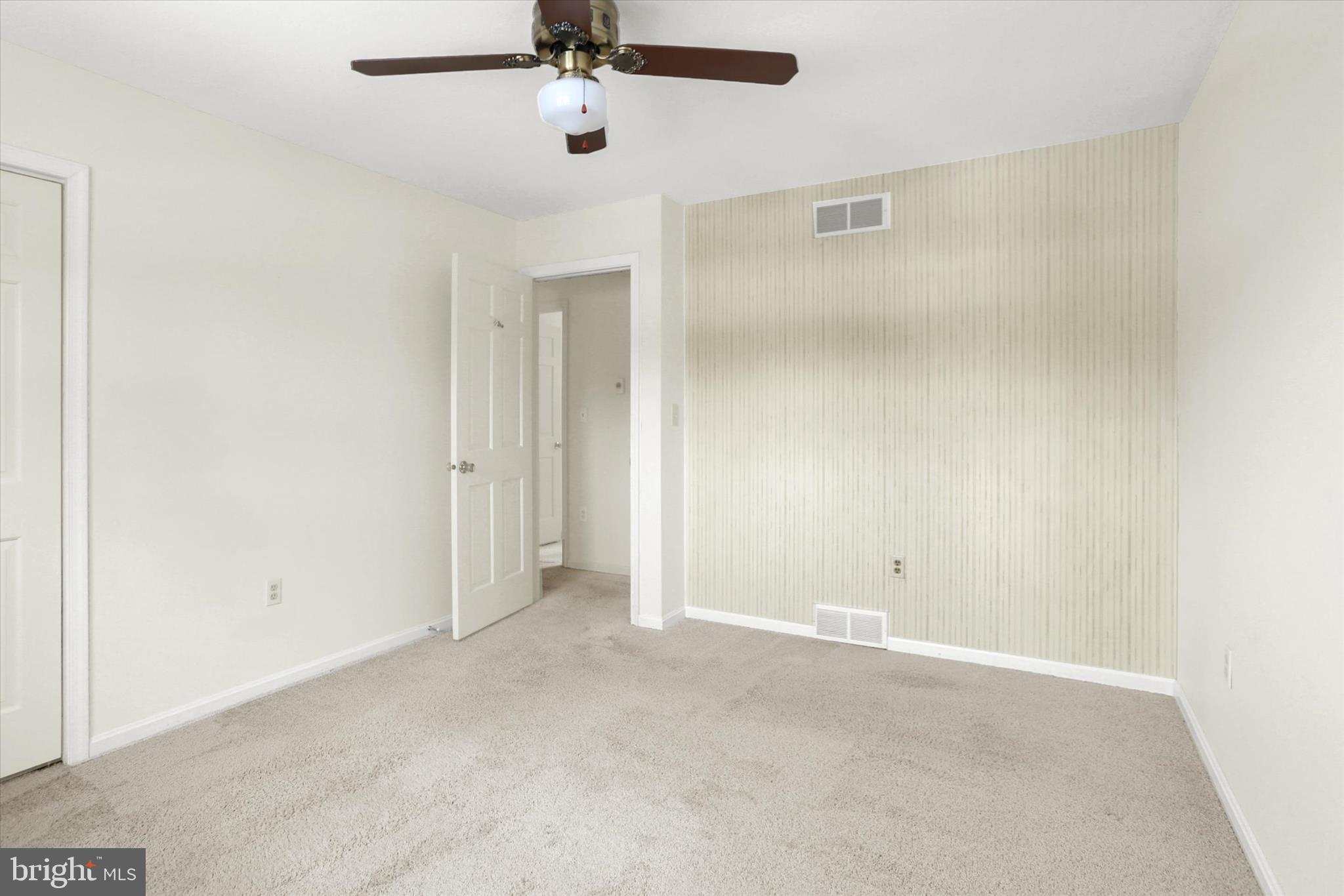 PINEBROOK - Residential