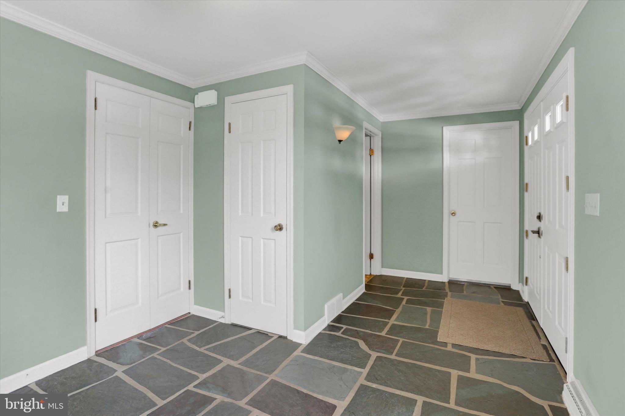 PINEBROOK - Residential