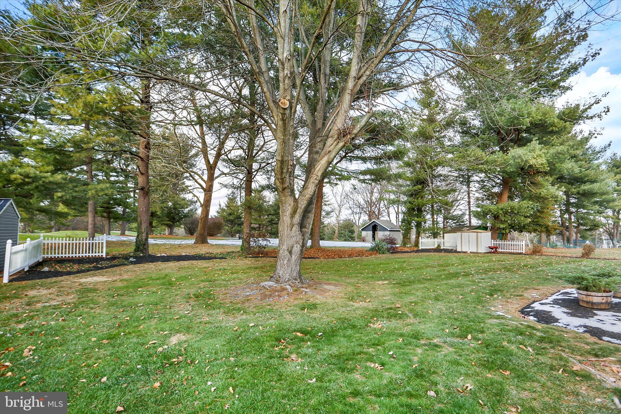 PINEBROOK - Residential