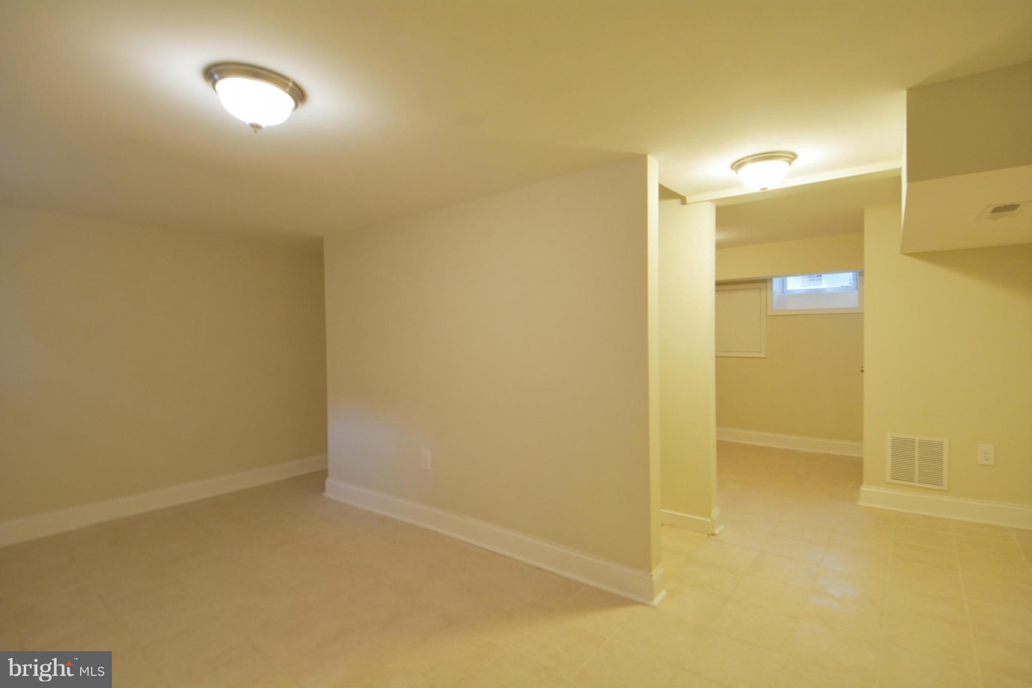 COLMAR MANOR - Residential