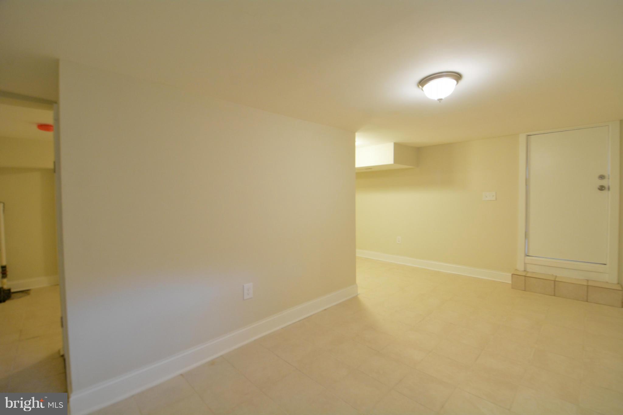 COLMAR MANOR - Residential