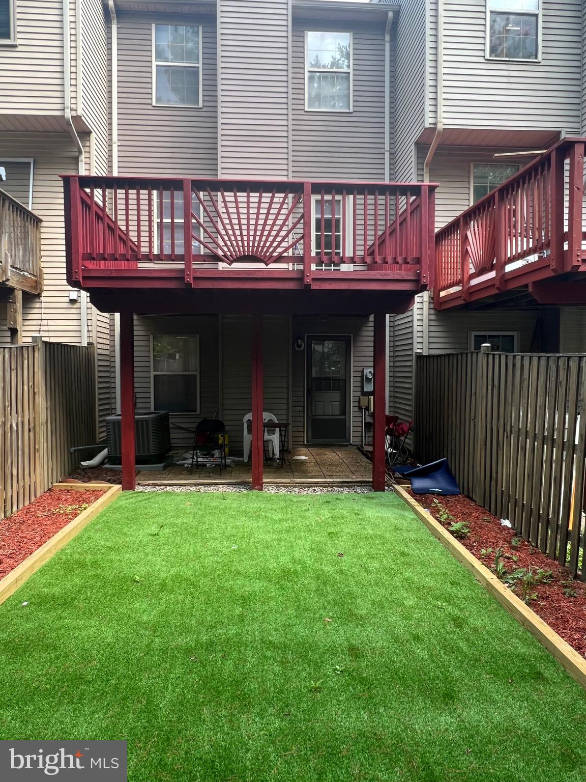 WAYSIDE VILLAGE - Residential Lease