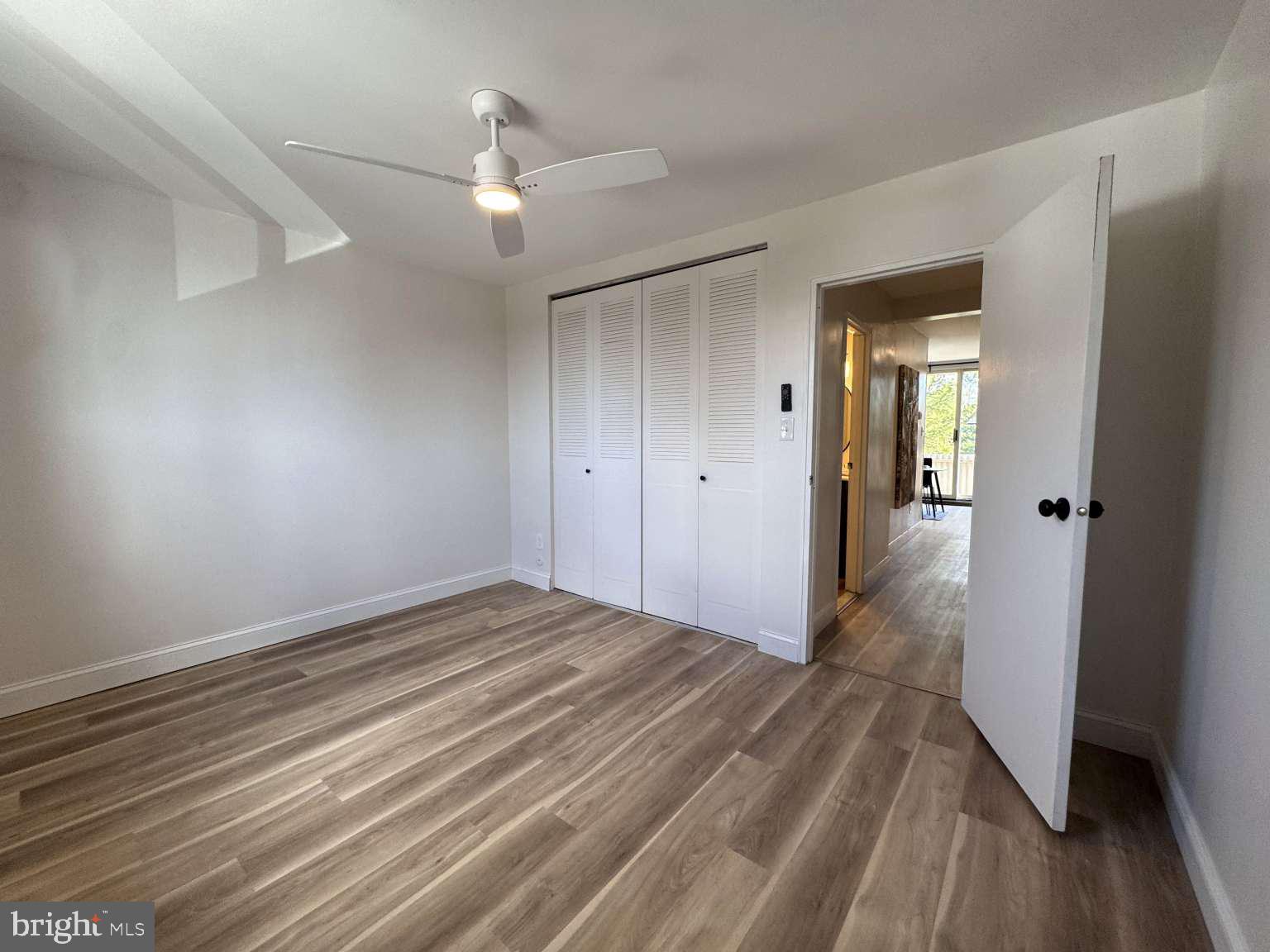 CONTEMPORARY VLG - Residential