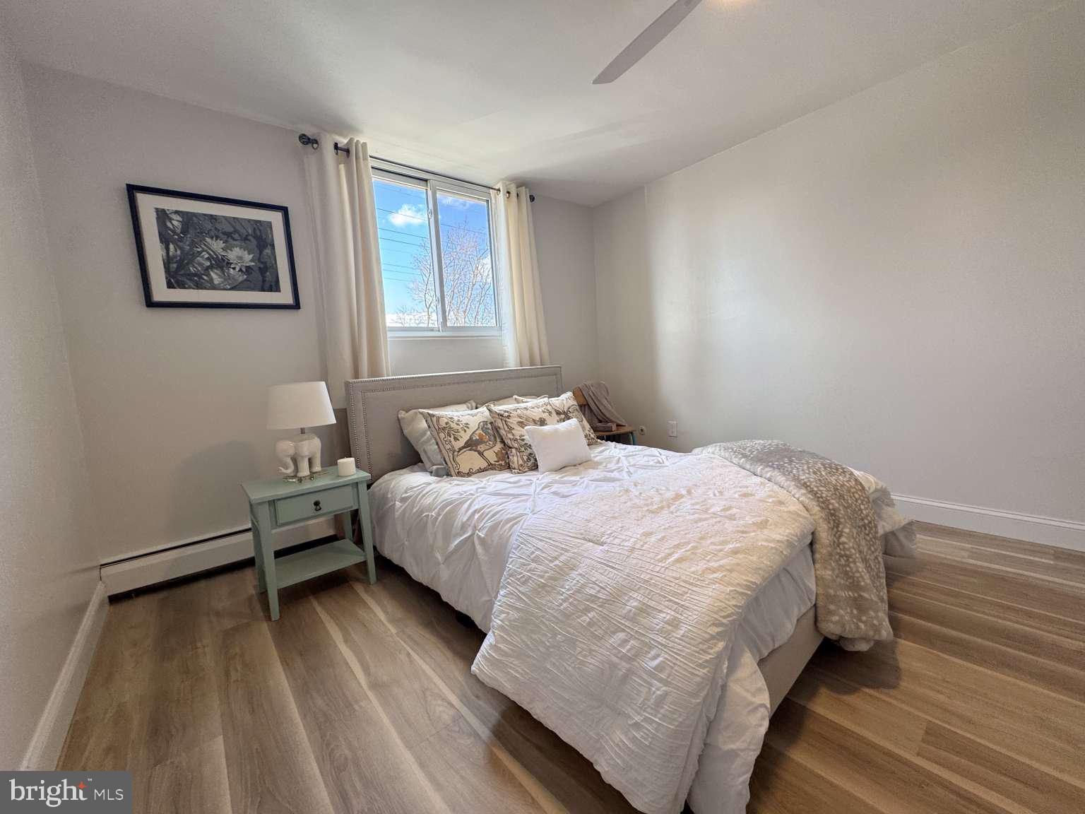 CONTEMPORARY VLG - Residential