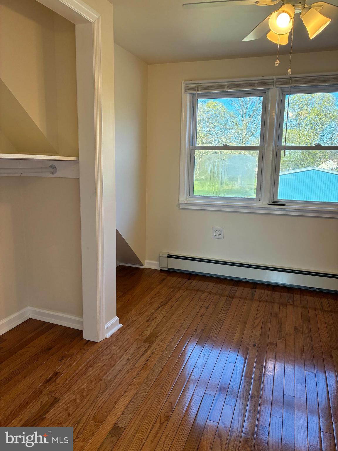 733 N FORKLANDING ROAD FLOOR 2