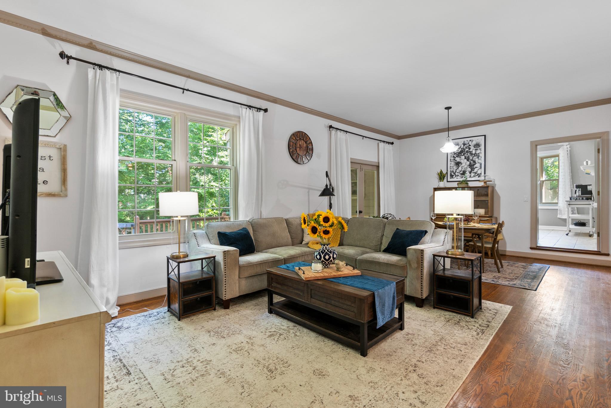 BELMONT HILLS/INGLESIDE - Residential