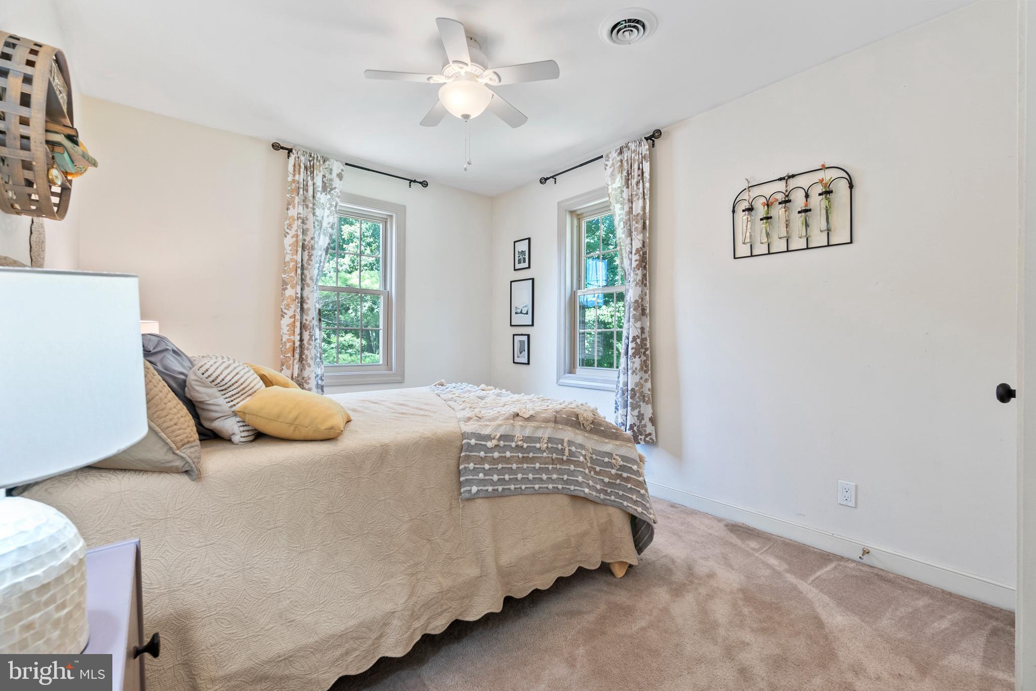 BELMONT HILLS/INGLESIDE - Residential