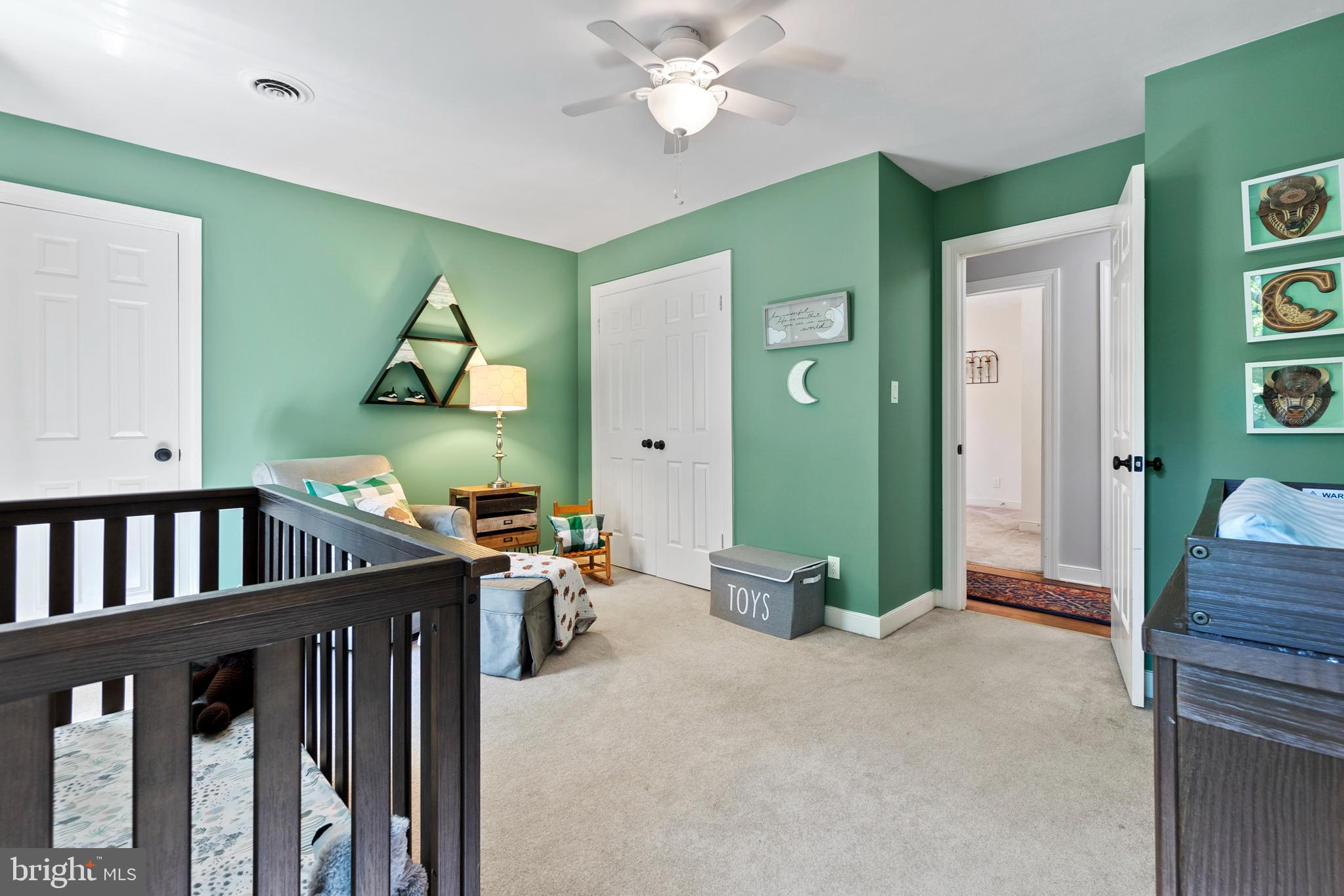 BELMONT HILLS/INGLESIDE - Residential