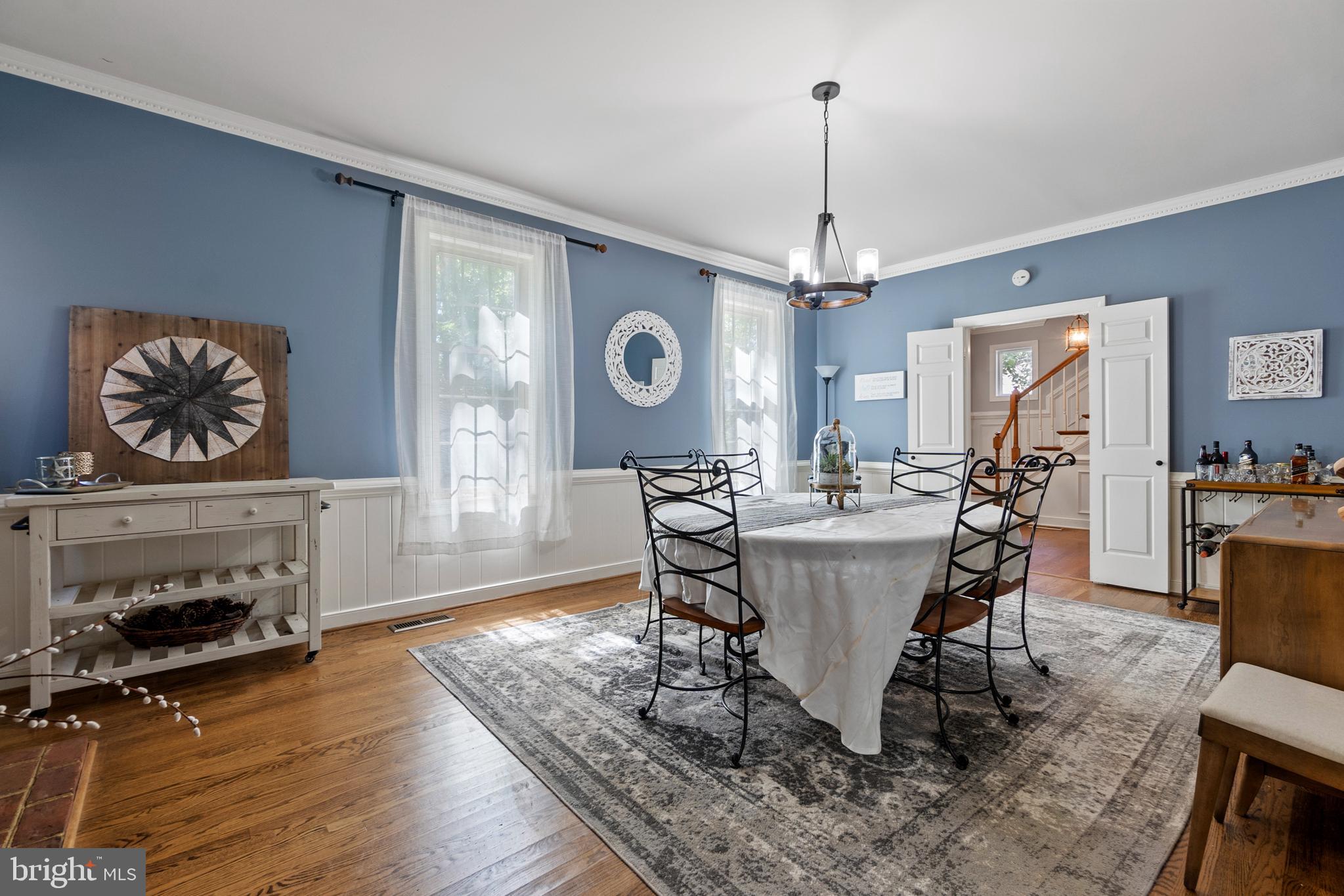 BELMONT HILLS/INGLESIDE - Residential