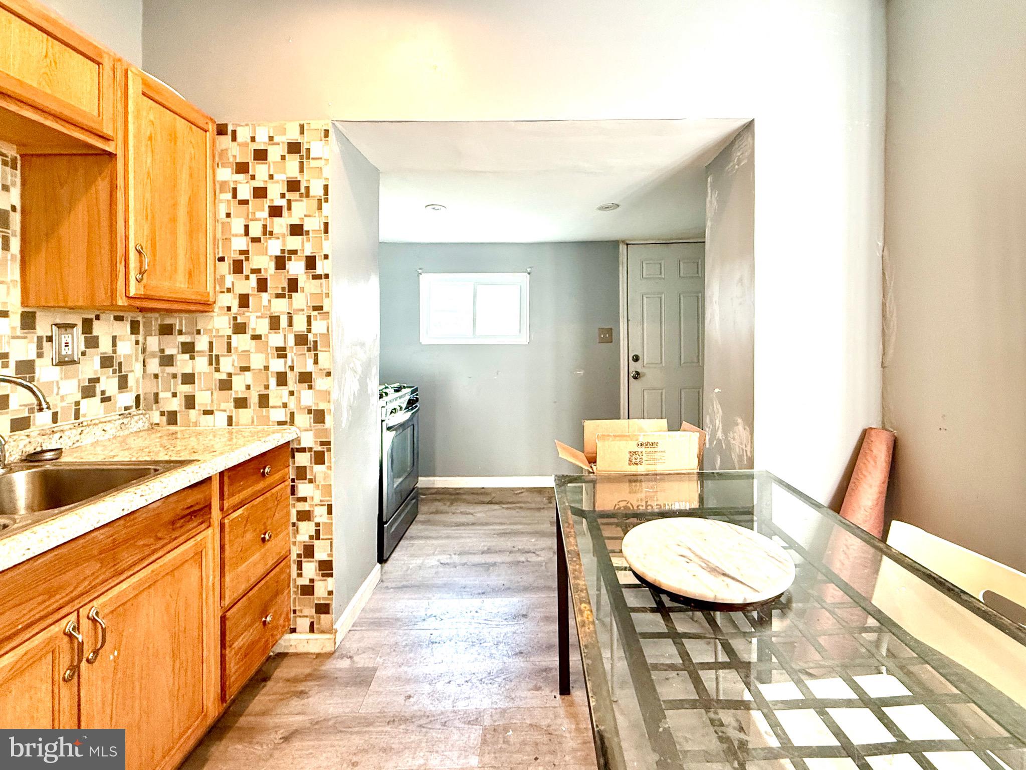 WEST PHILADELPHIA - Residential