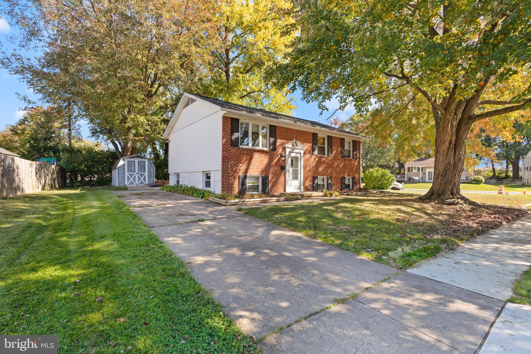 EDGE MEAD - Residential