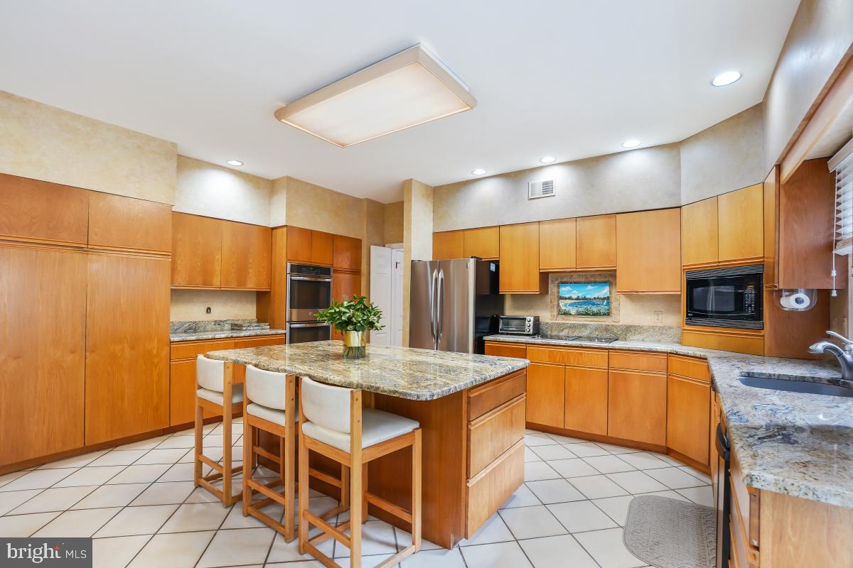 GLEN MILL VILLAGE - Residential