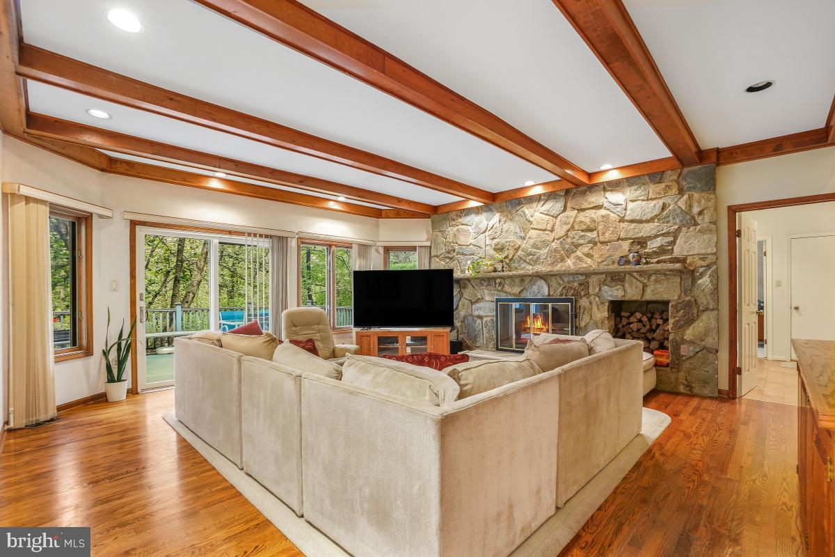 GLEN MILL VILLAGE - Residential