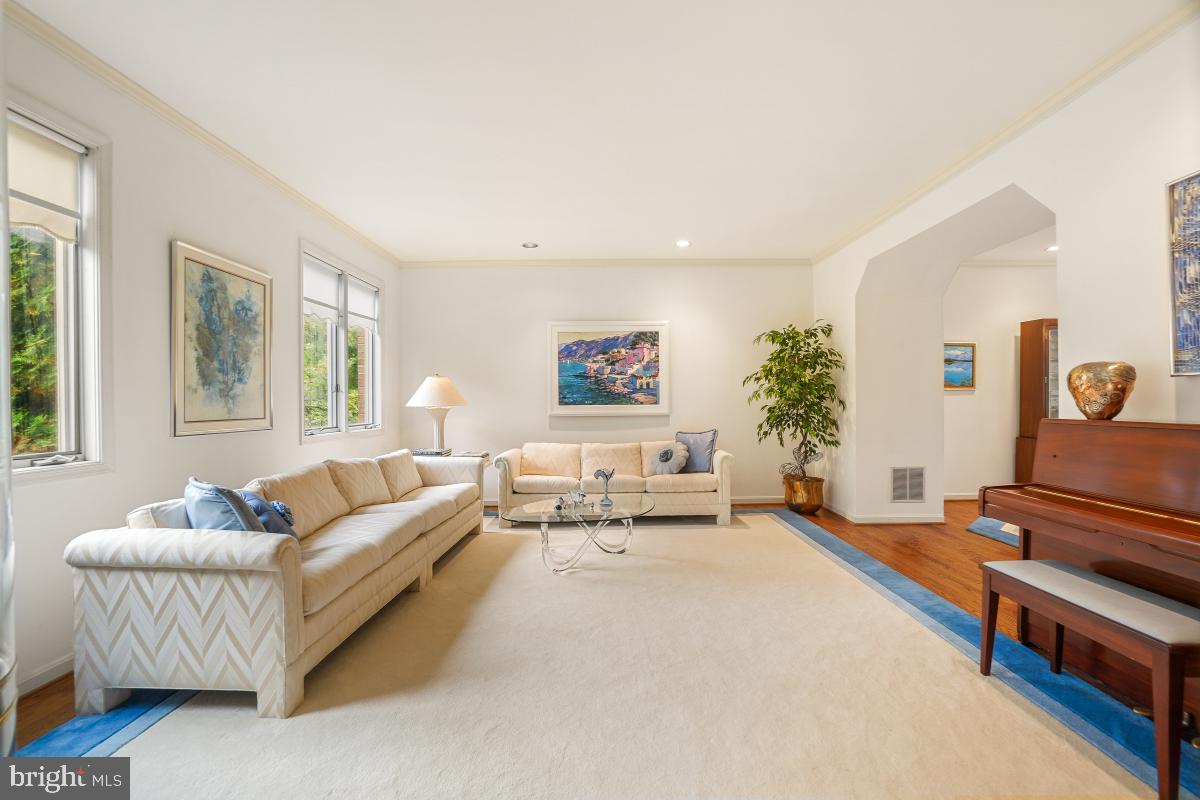 GLEN MILL VILLAGE - Residential