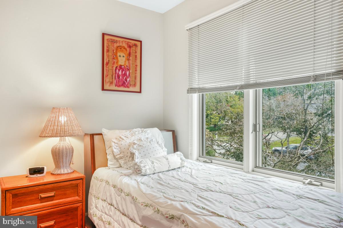 GLEN MILL VILLAGE - Residential