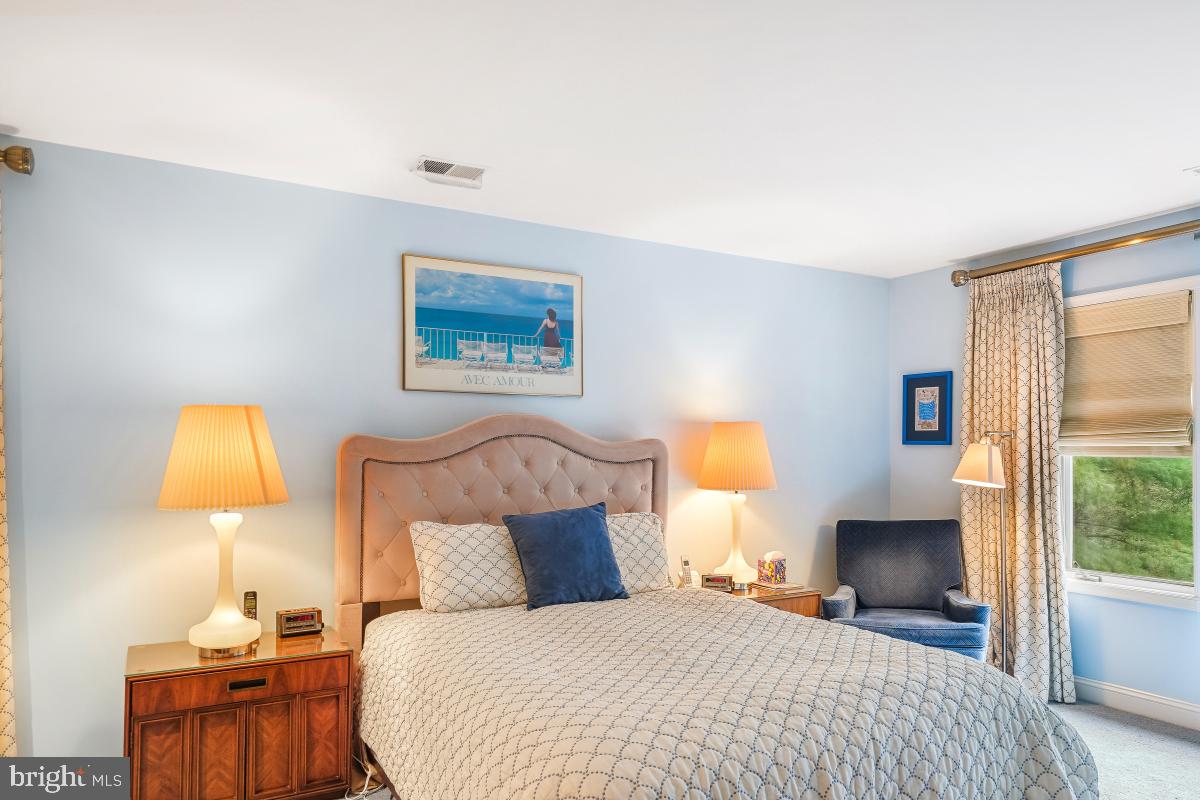 GLEN MILL VILLAGE - Residential