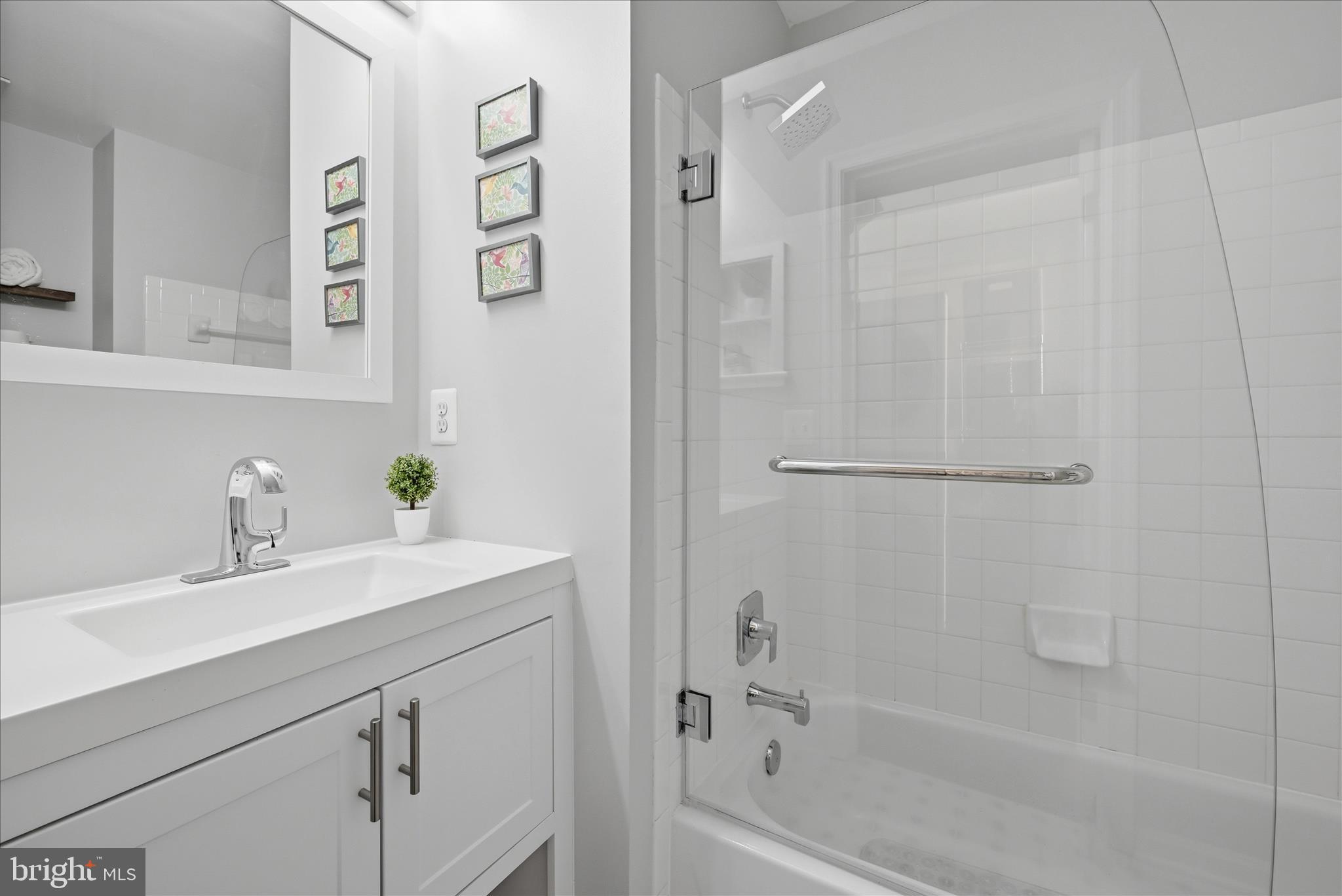 POTOMAC CROSSING - Residential