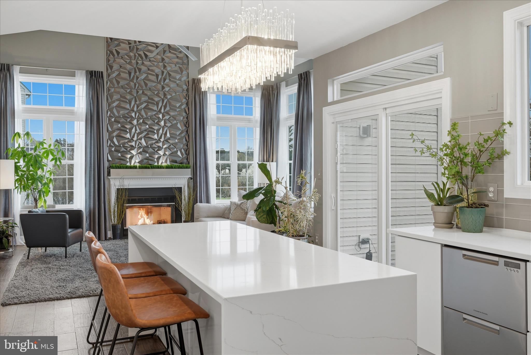 POTOMAC CROSSING - Residential