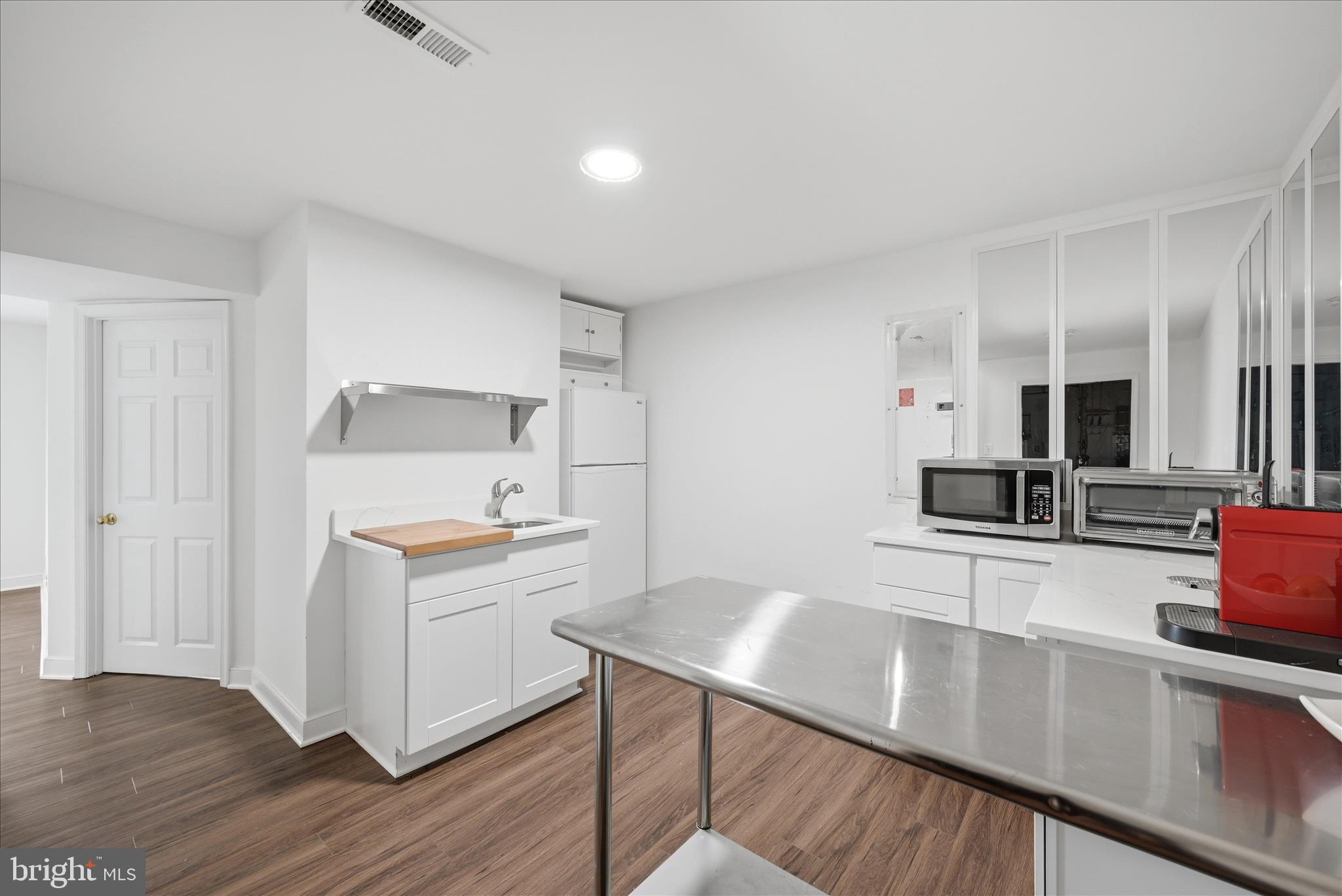 POTOMAC CROSSING - Residential