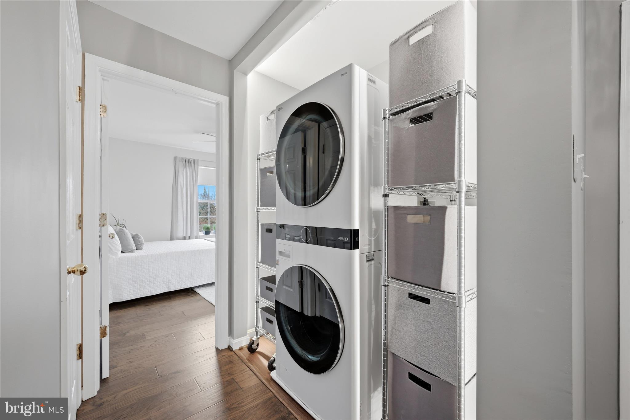 POTOMAC CROSSING - Residential