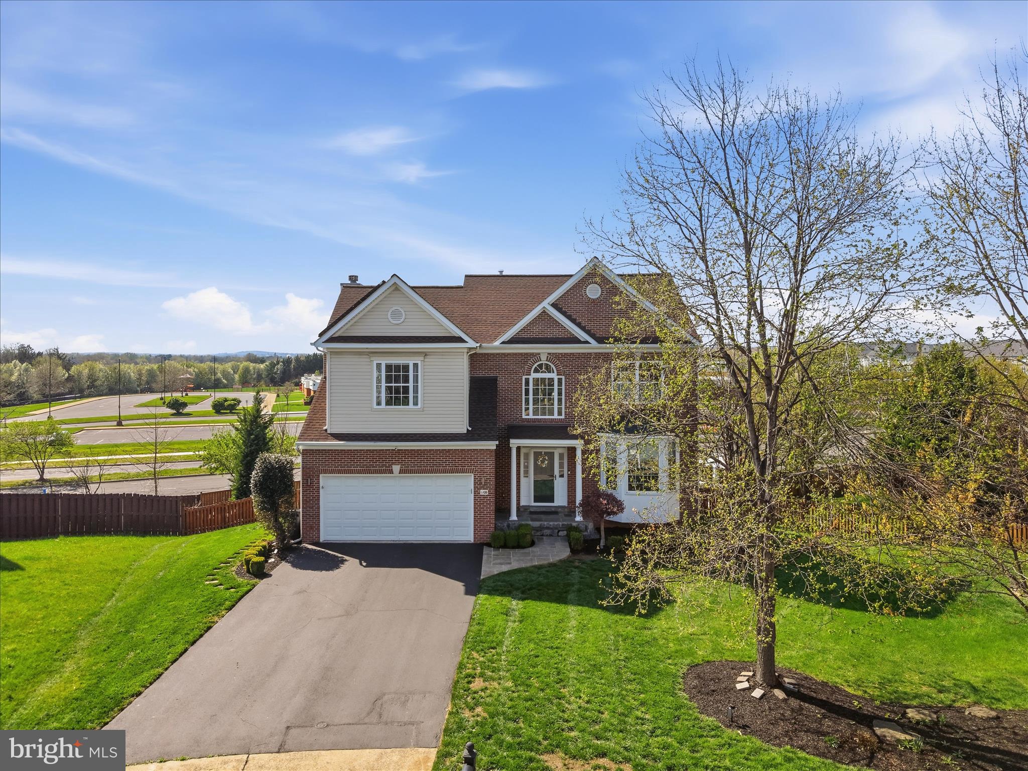 POTOMAC CROSSING - Residential