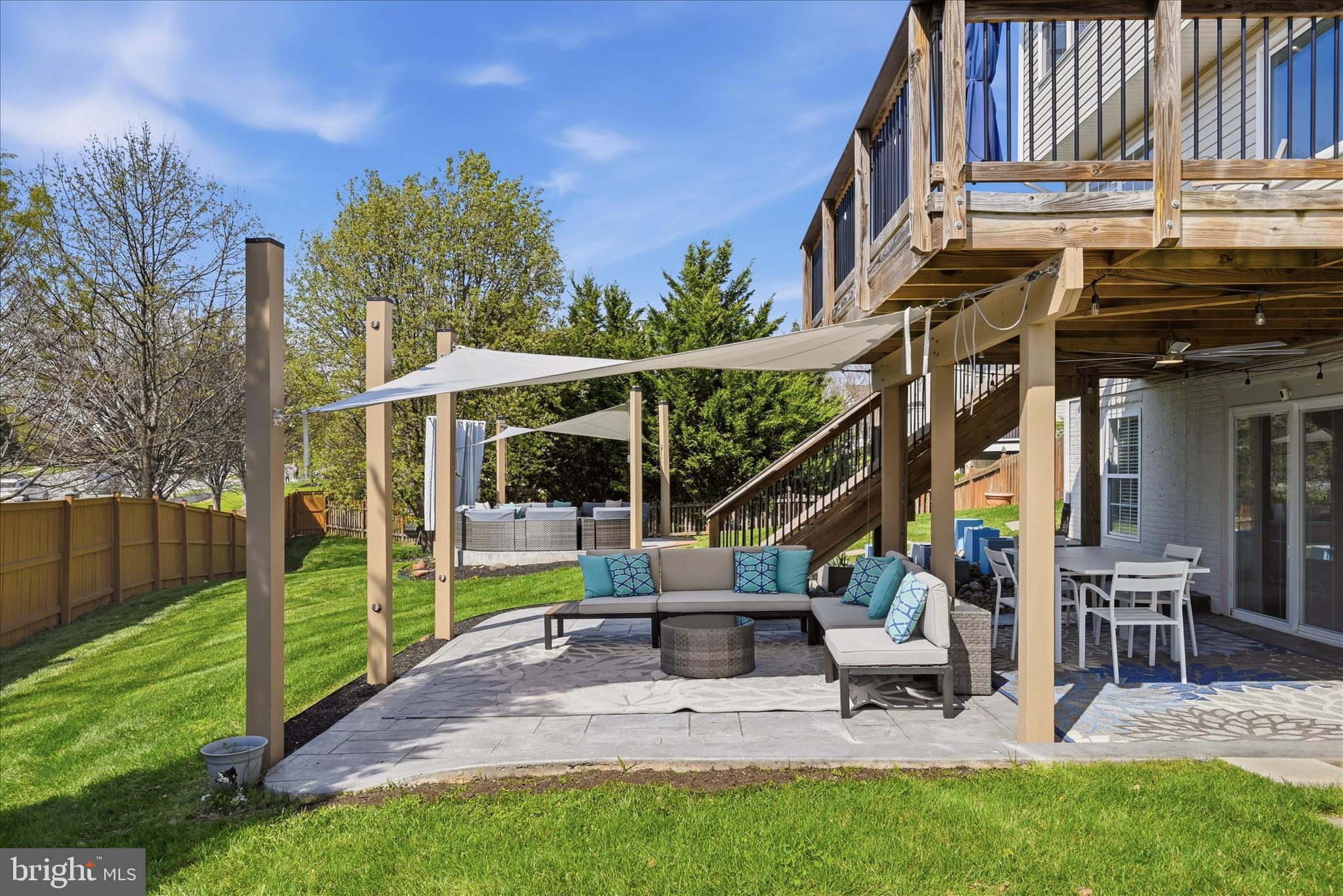 POTOMAC CROSSING - Residential