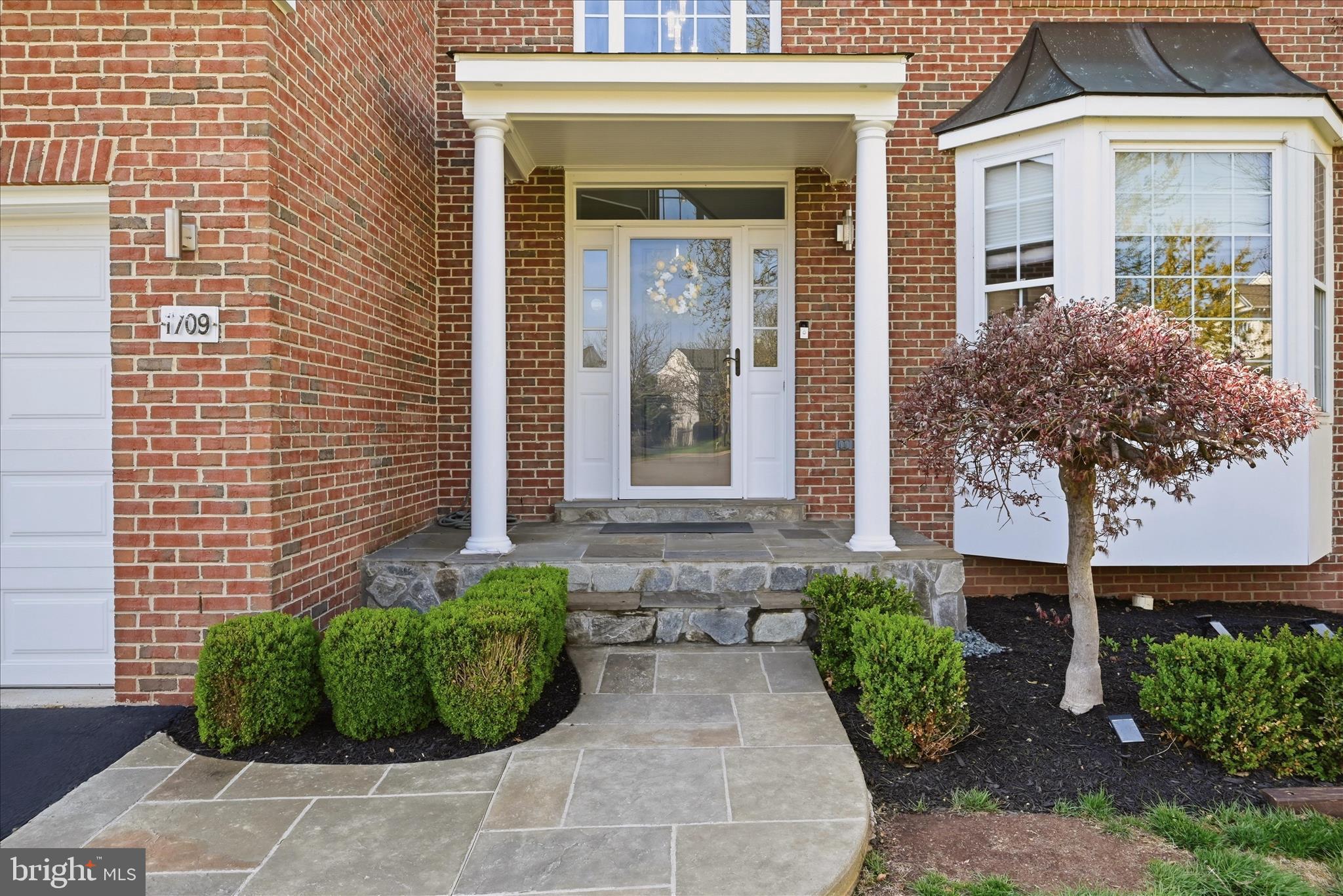 POTOMAC CROSSING - Residential