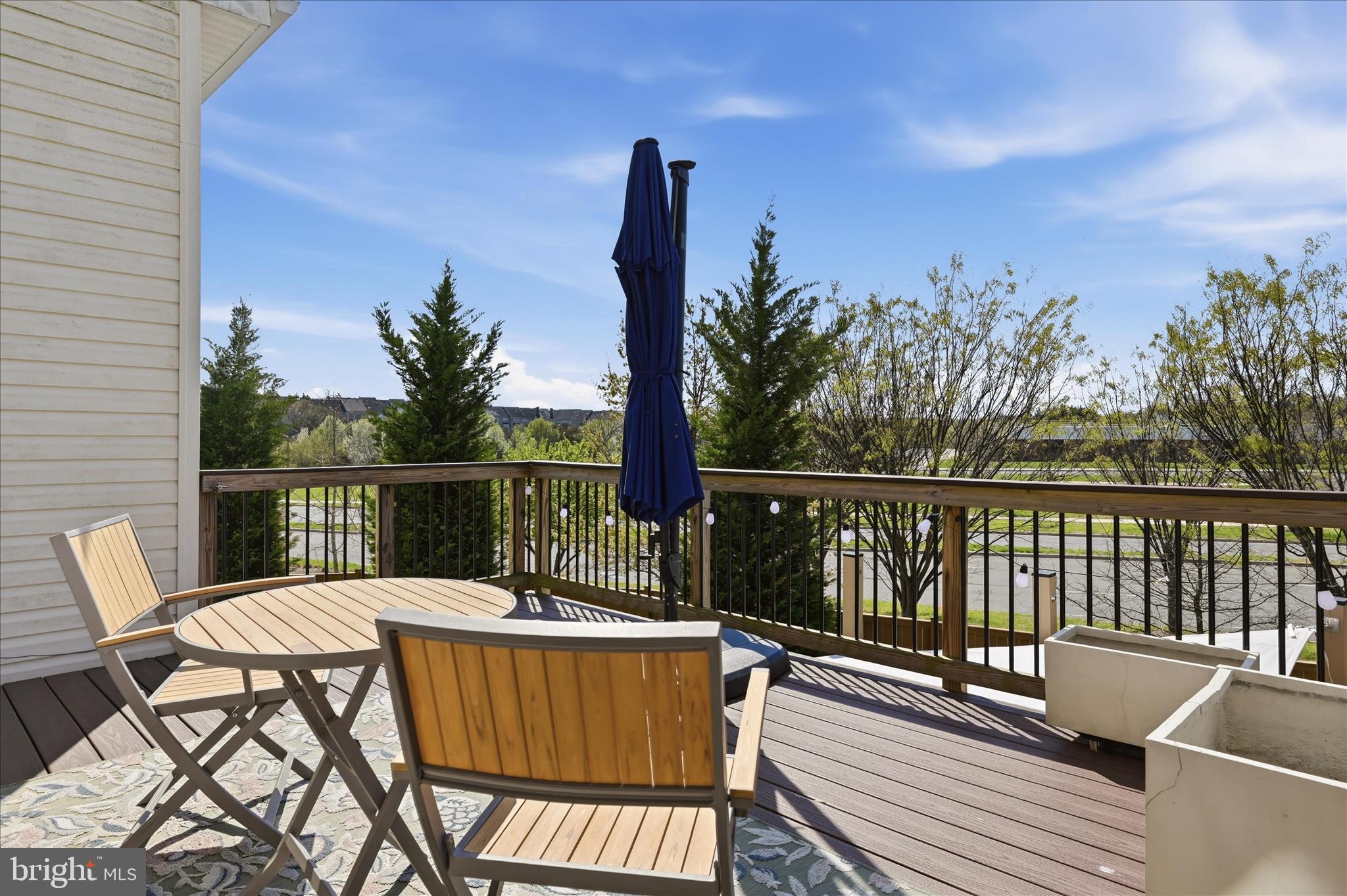 POTOMAC CROSSING - Residential