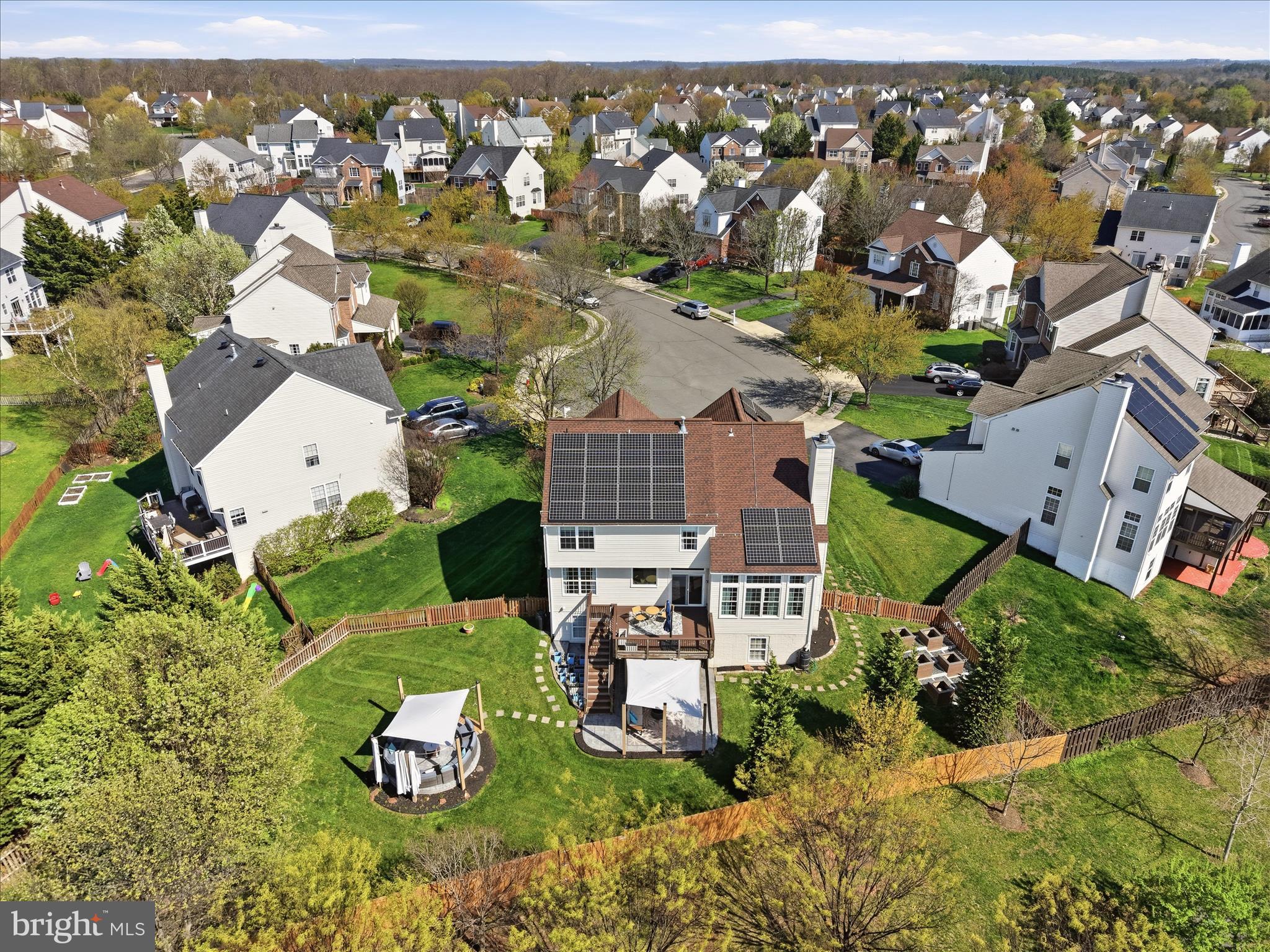 POTOMAC CROSSING - Residential