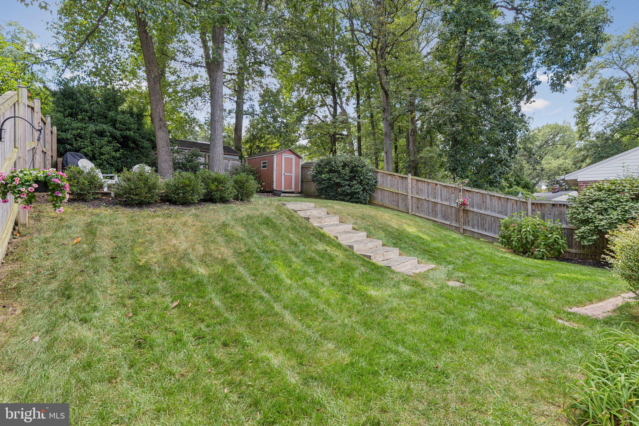 WOODMOOR - Residential