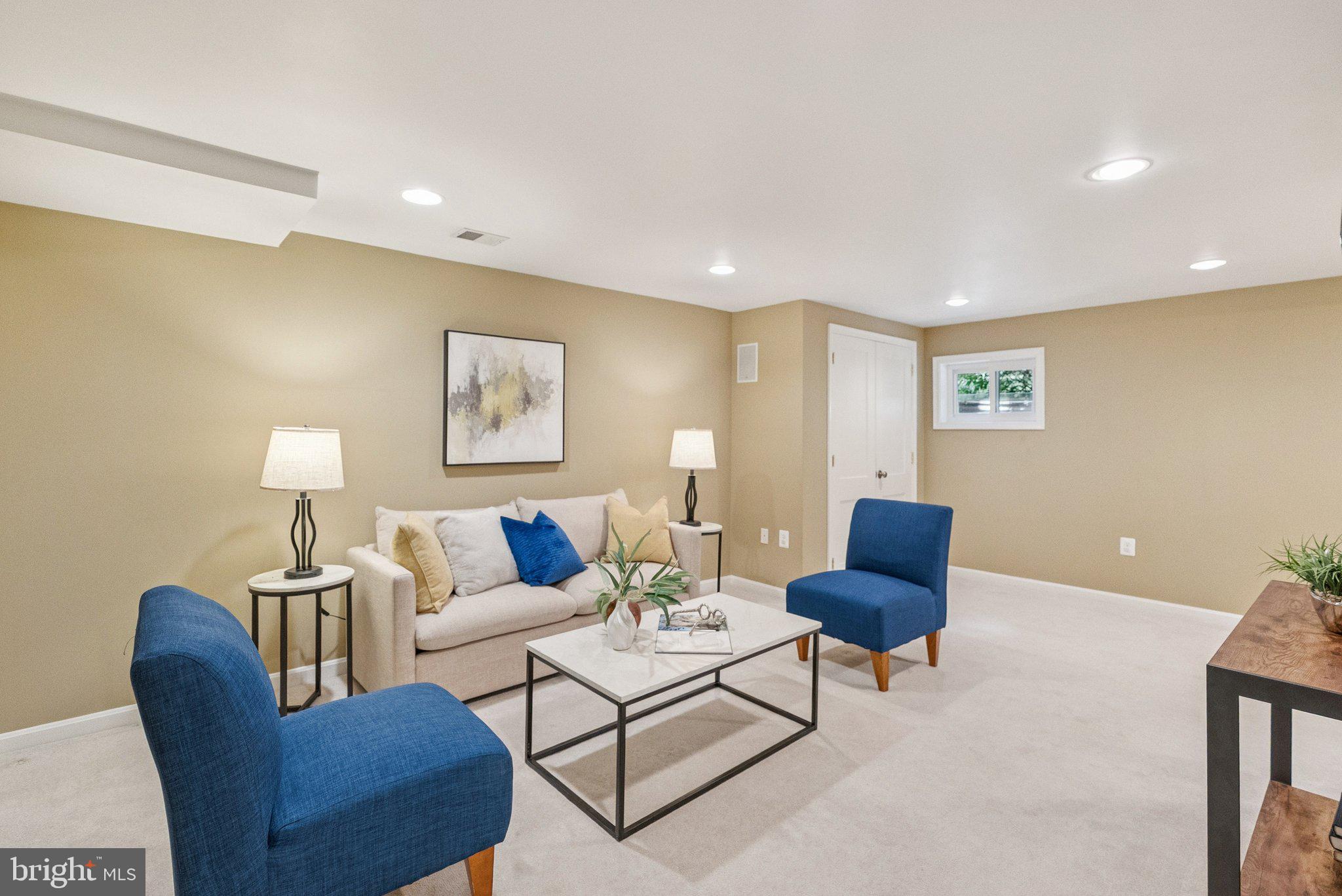 WOODMOOR - Residential