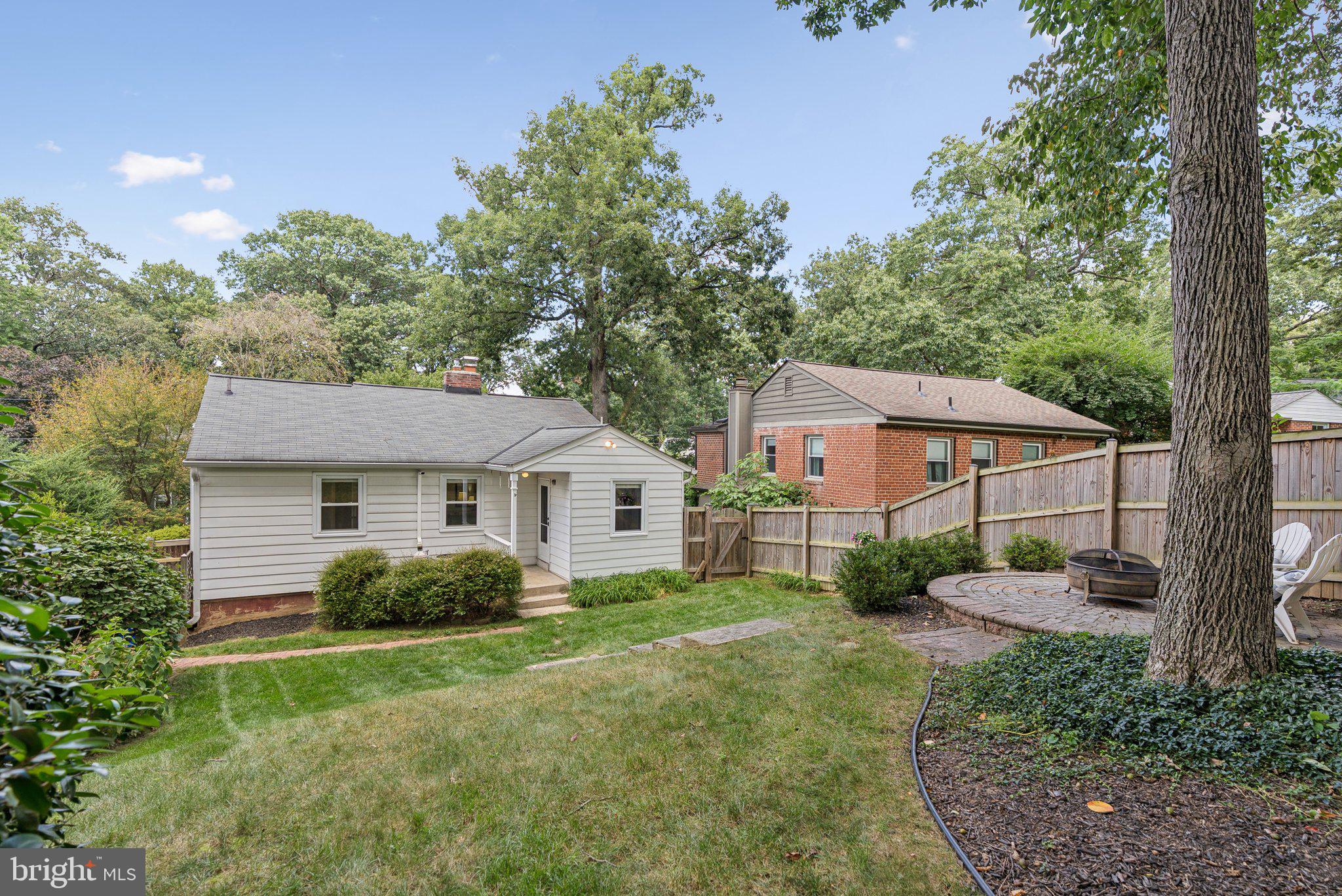 WOODMOOR - Residential