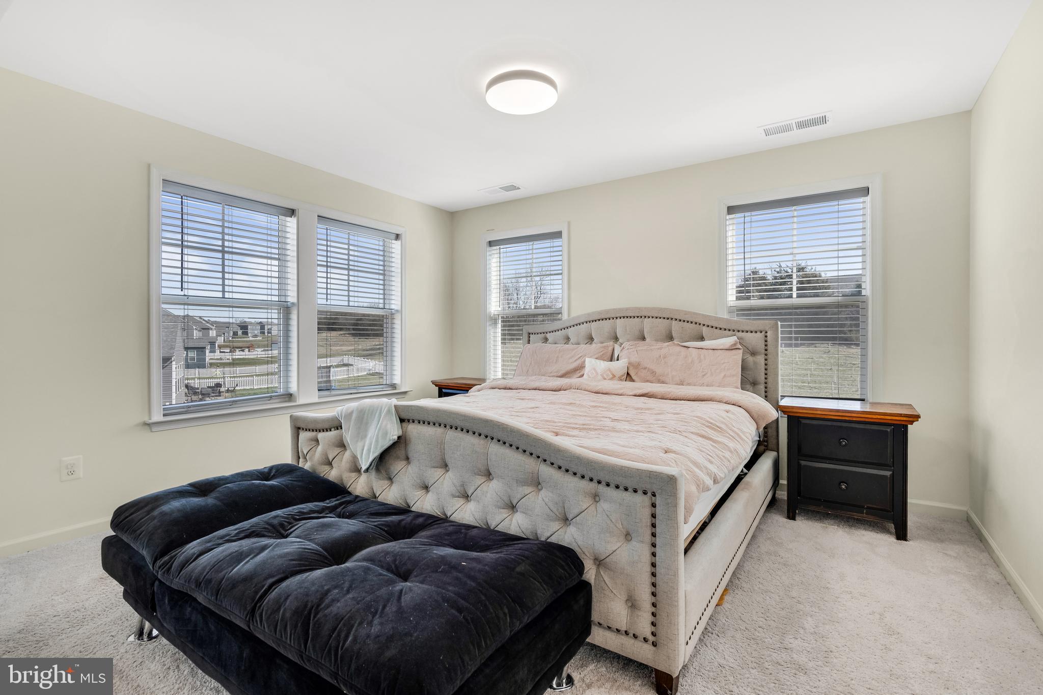 WEST FIELDS - Residential