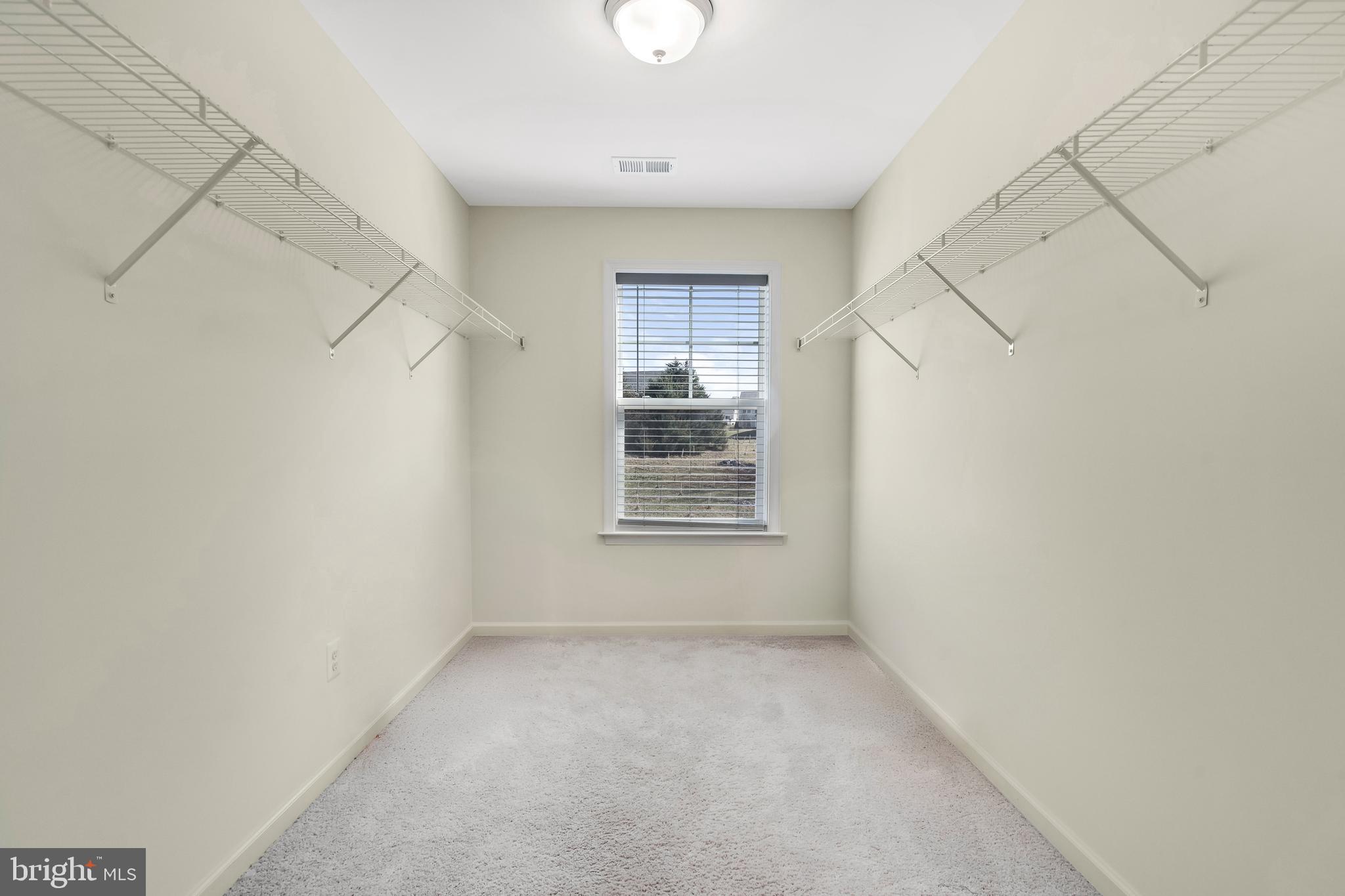 WEST FIELDS - Residential