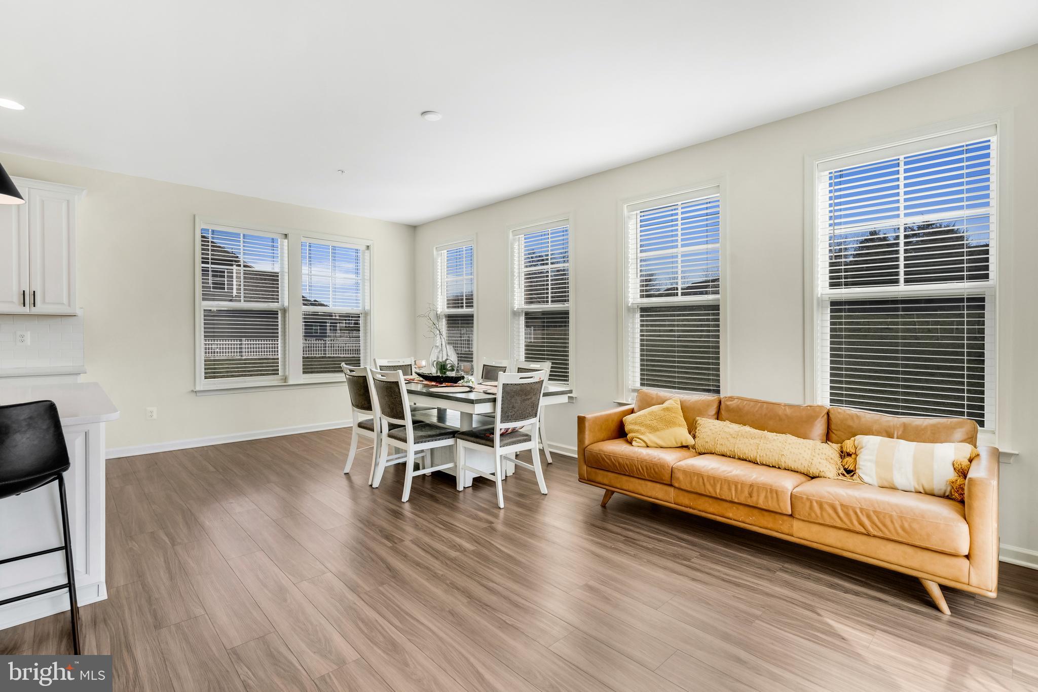 WEST FIELDS - Residential