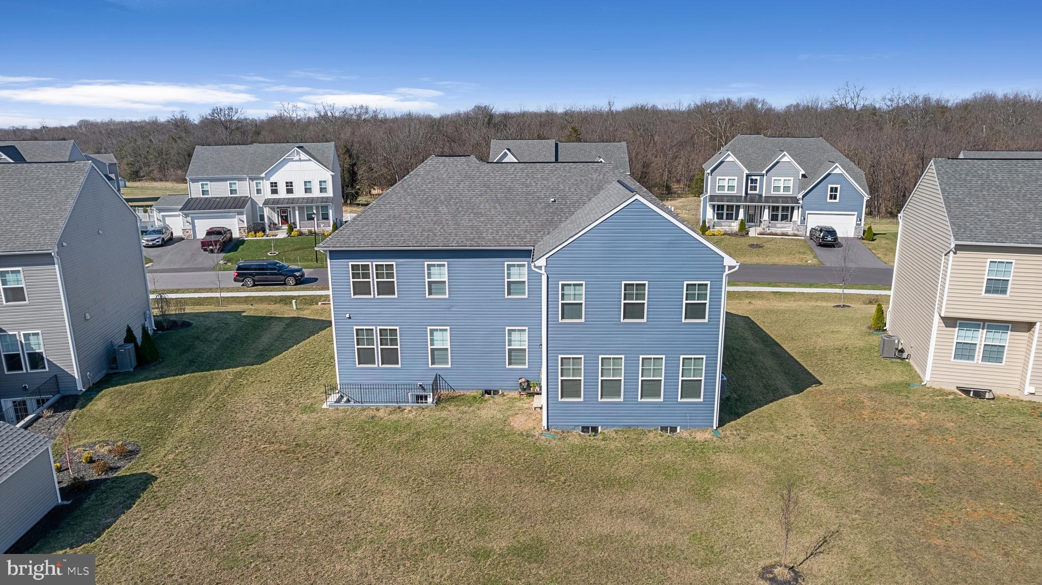 WEST FIELDS - Residential