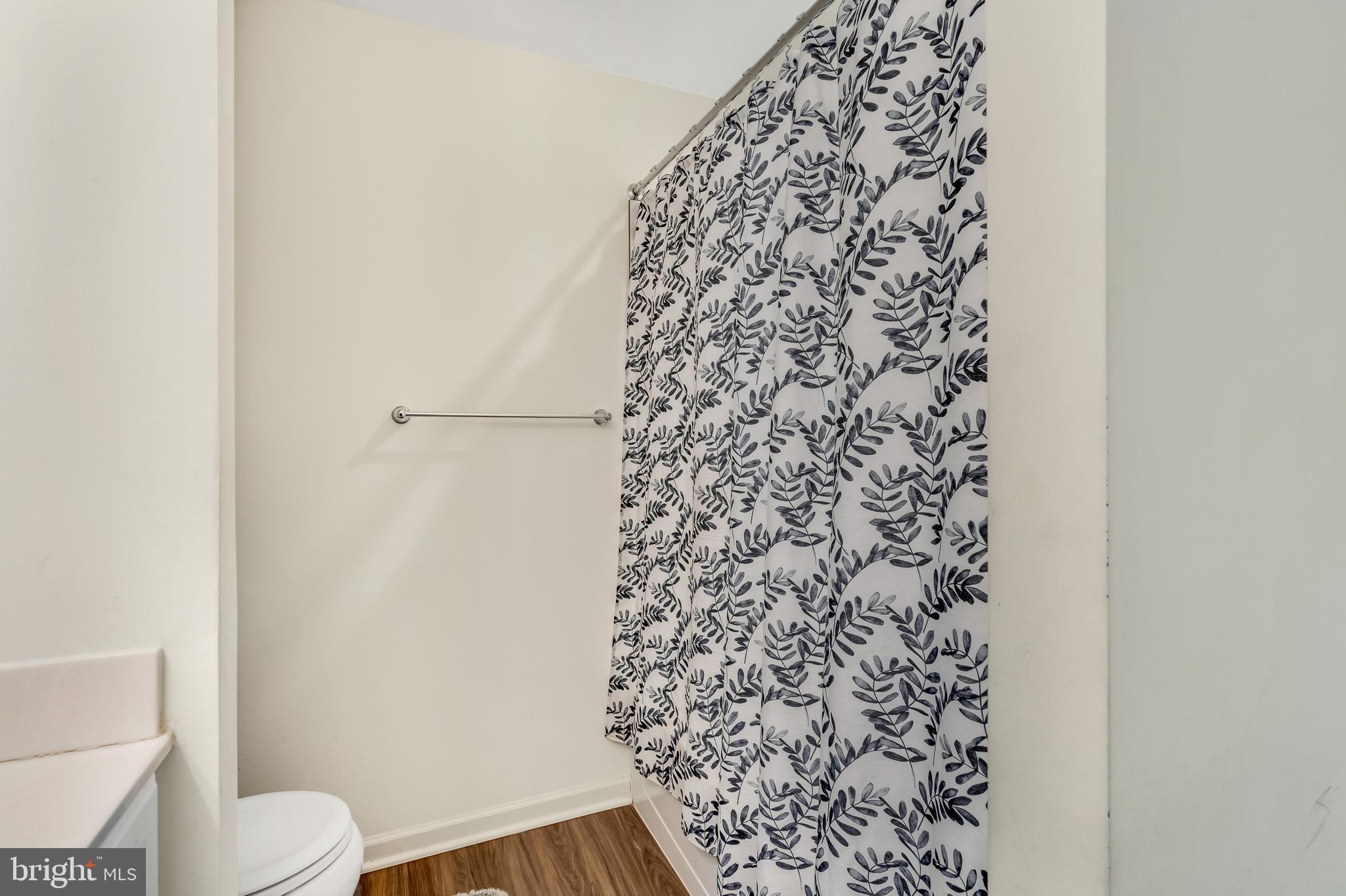 WEST FIELDS - Residential