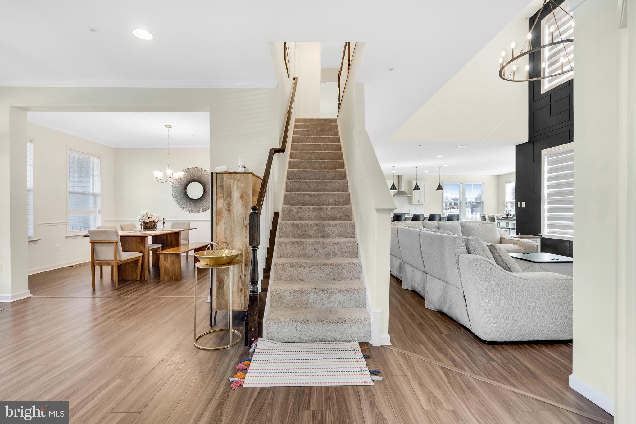 WEST FIELDS - Residential