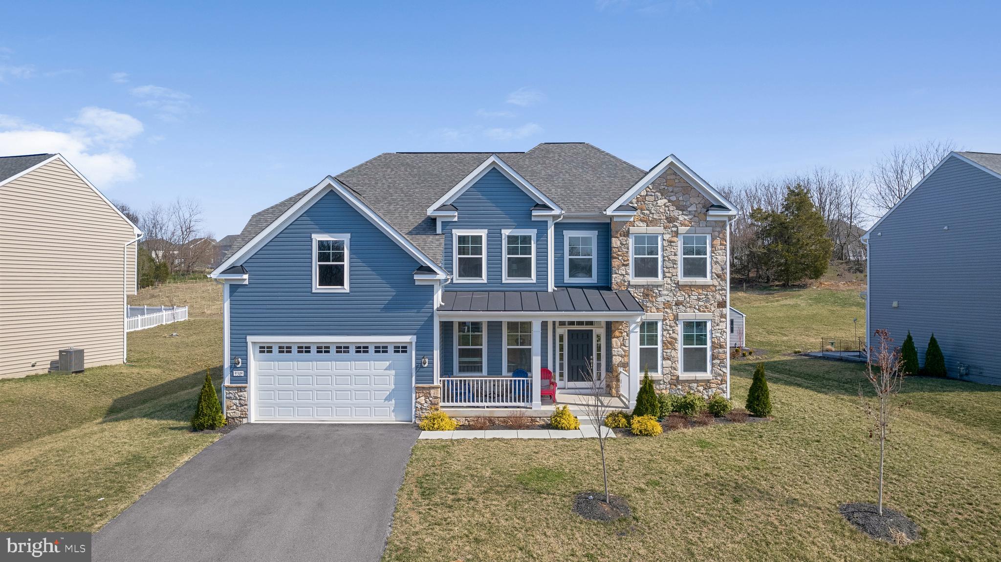 WEST FIELDS - Residential