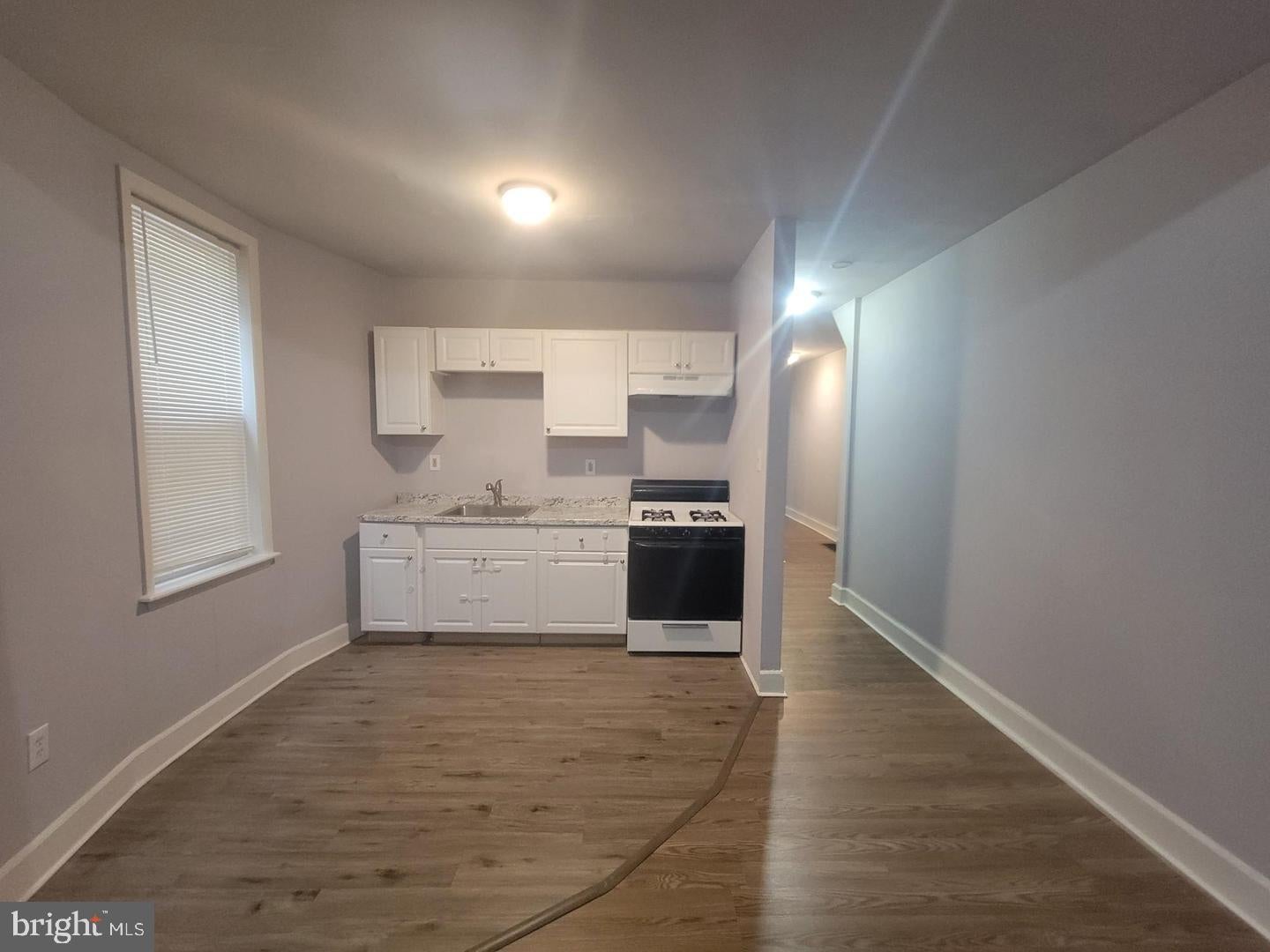 5719 SPRUCE STREET 1ST FLOOR