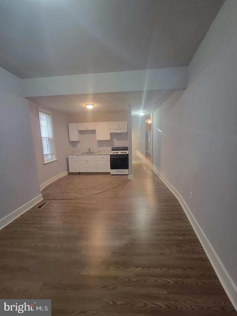 5719 SPRUCE STREET 1ST FLOOR