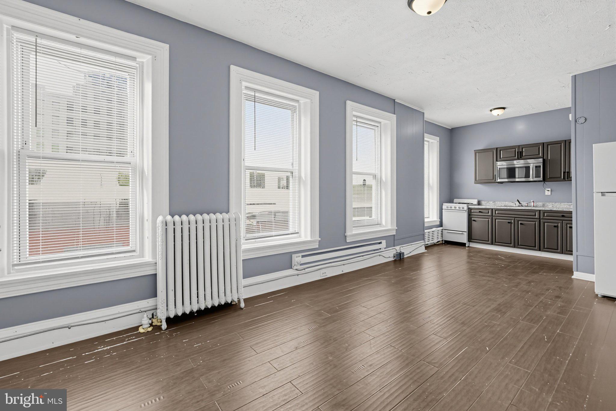 304 N 5TH STREET 5