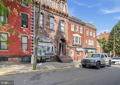 Condo For Rent - 304 N 5th Street #5<br/> READING, PA 19601