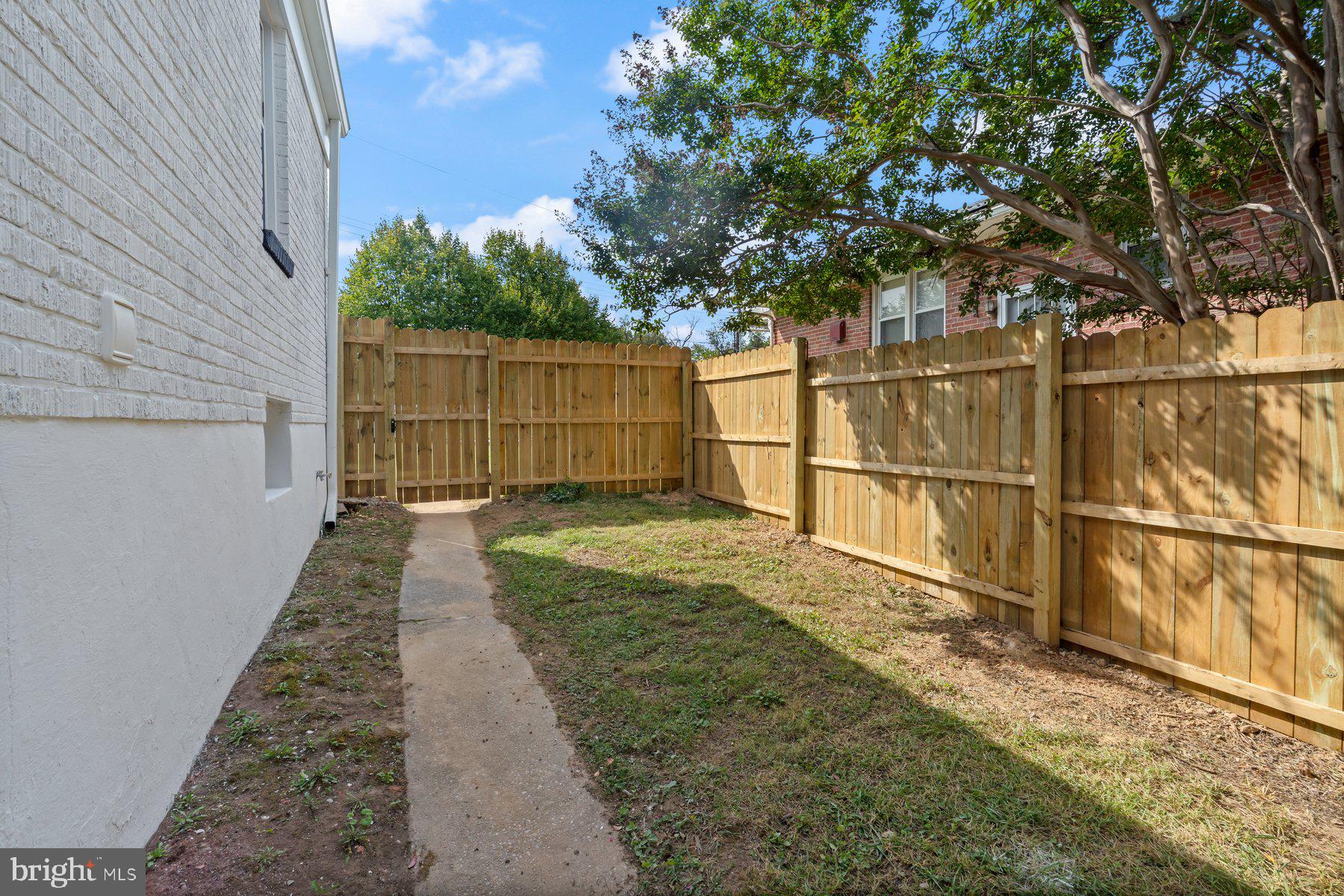 CEDONIA - Residential