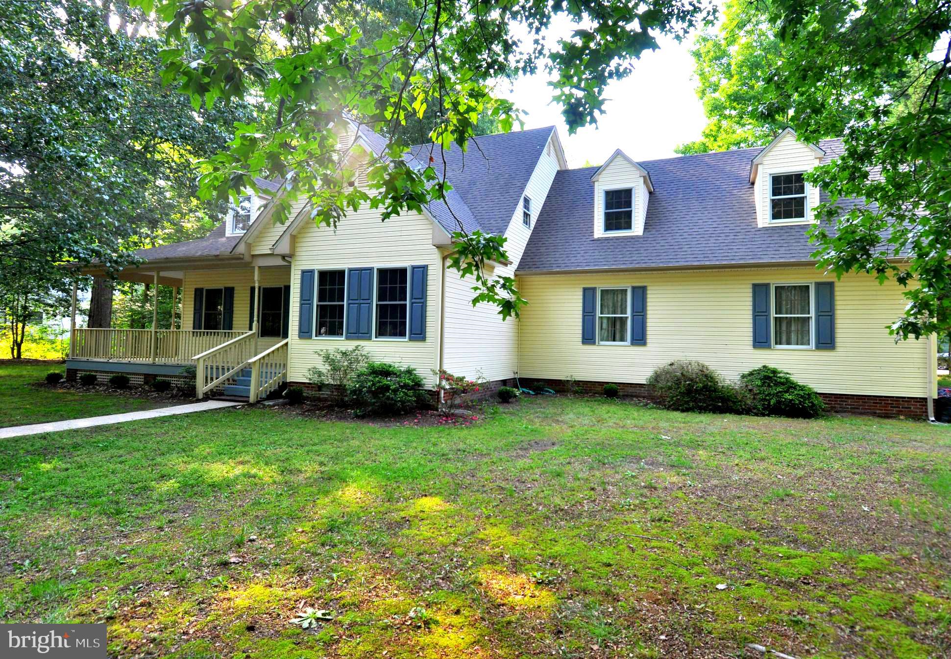 917 ACORN CIRCLE