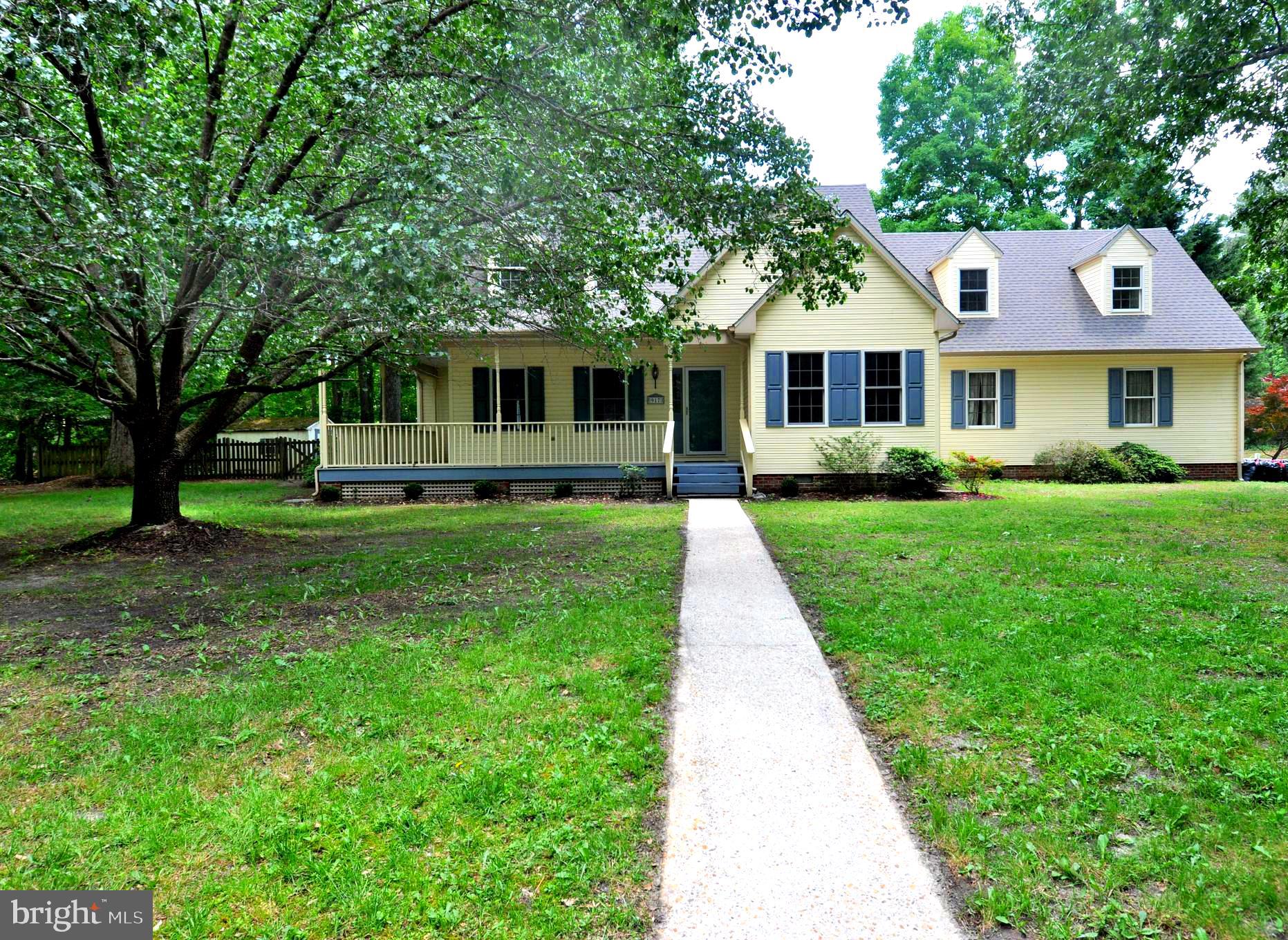 917 ACORN CIRCLE