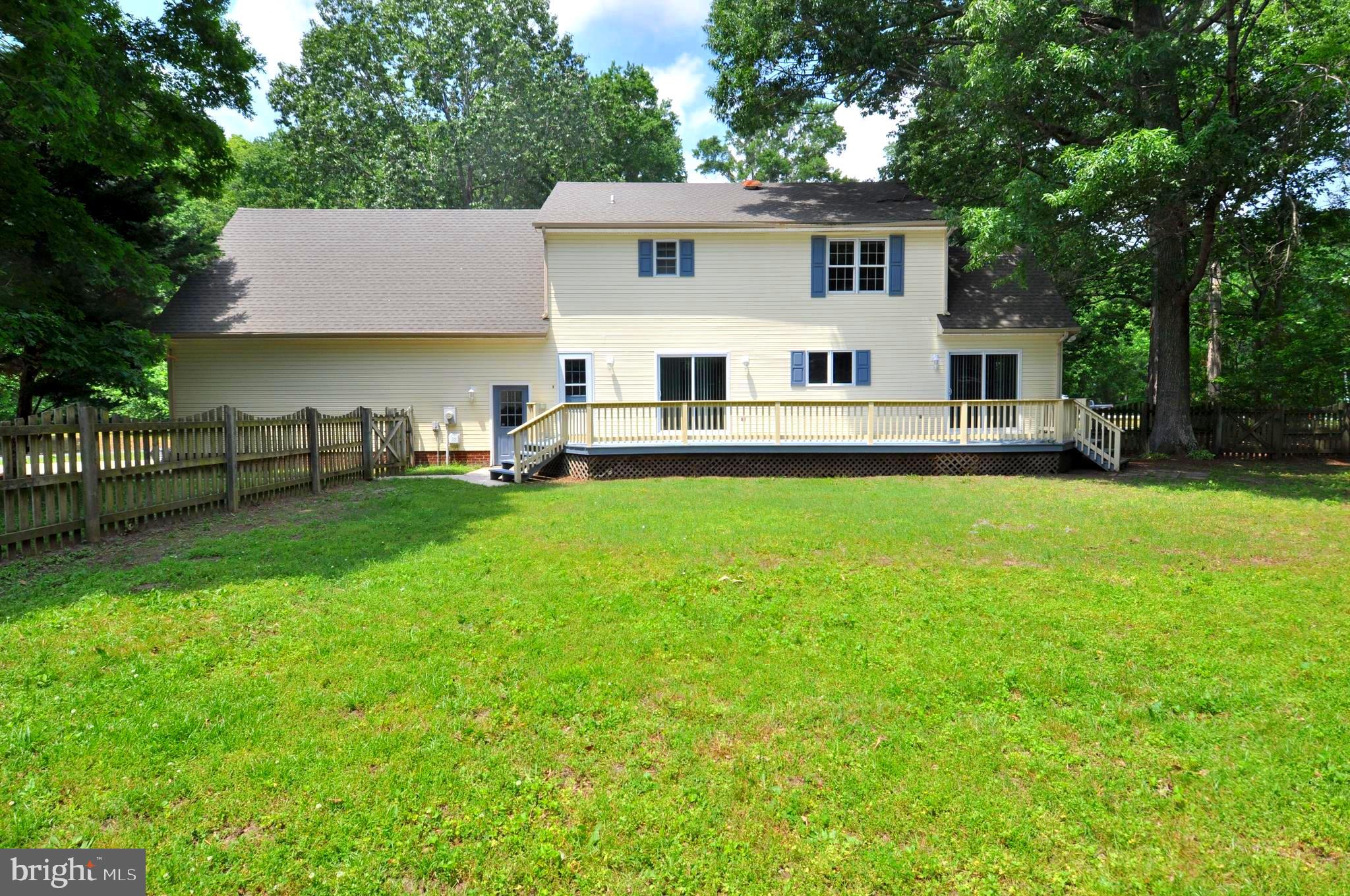 917 ACORN CIRCLE