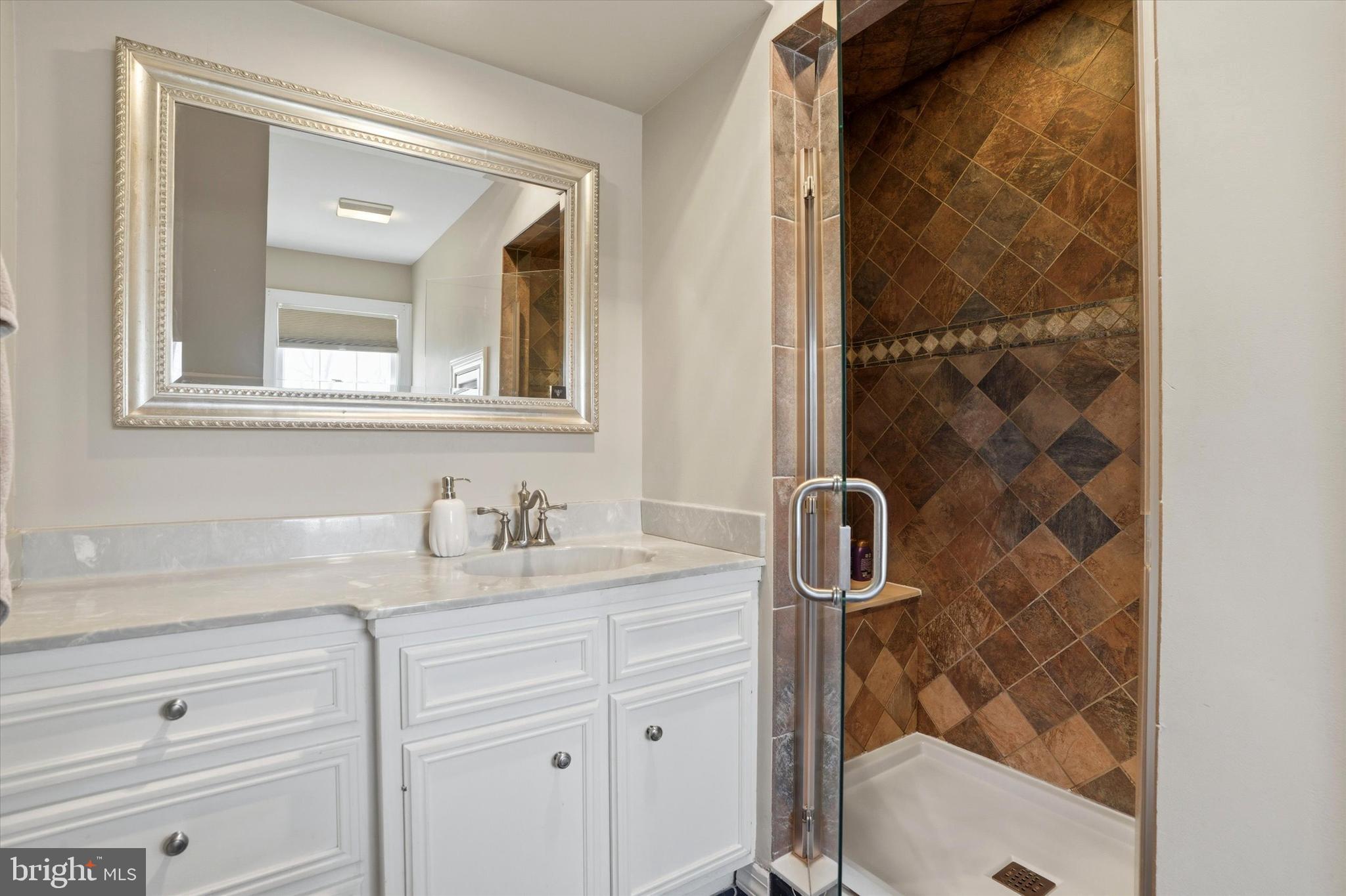 SPRINGHOUSE WEST - Residential